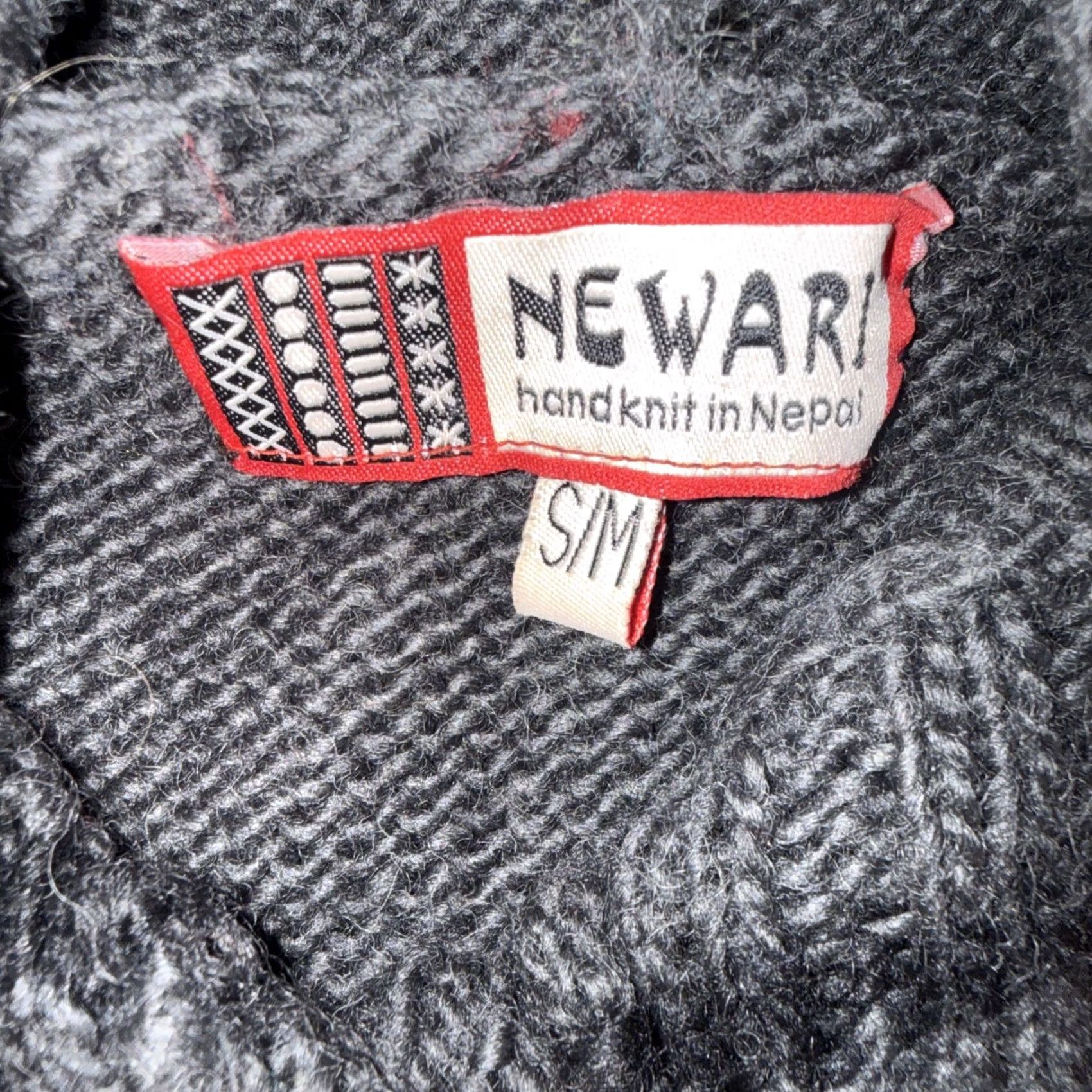 Vintage VINTAGE Newari Wool Cardigan Hoodie Sweater S/M Women Gray Regular Knit Relaxed Fit Bohemian Aztec Designer Fall Winter Spring Size S / US 4 / IT 40 - 6 Thumbnail