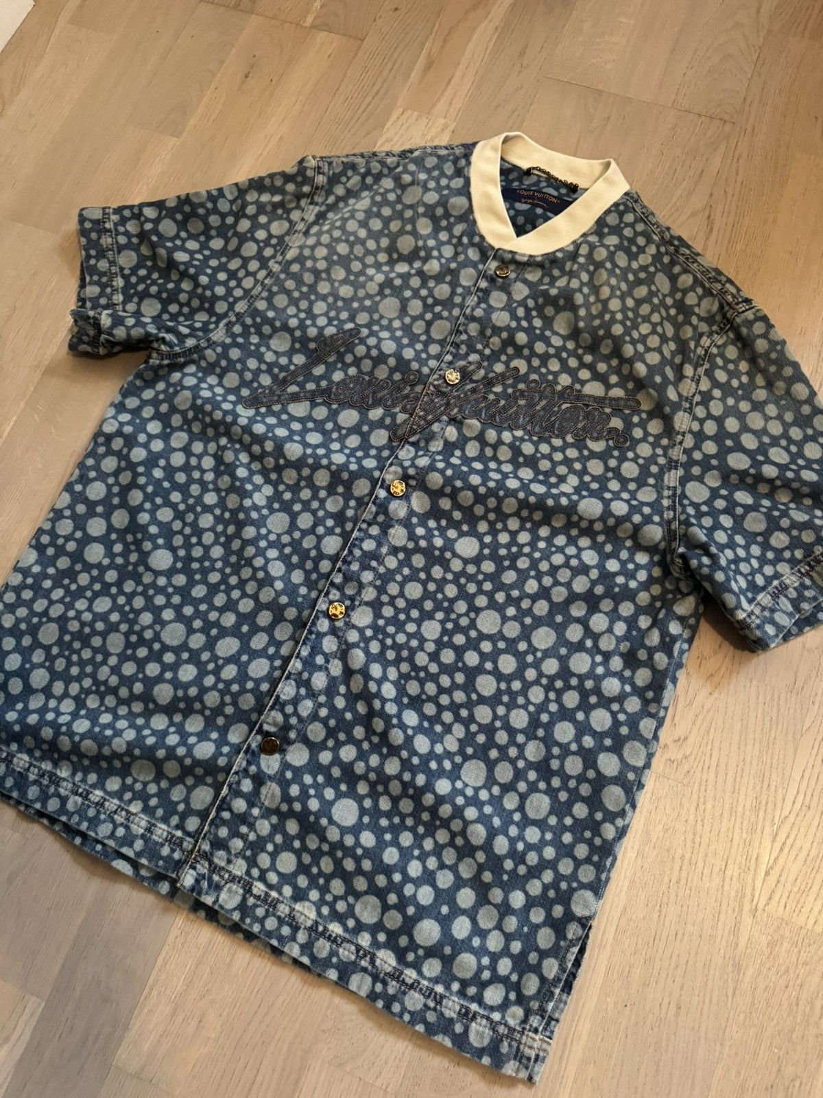 Louis Vuitton × Yayoi Kusama Louis Vuitton denim shirt see real tape measurements in phot Size US M / EU 48-50 / 2 - 4 Thumbnail