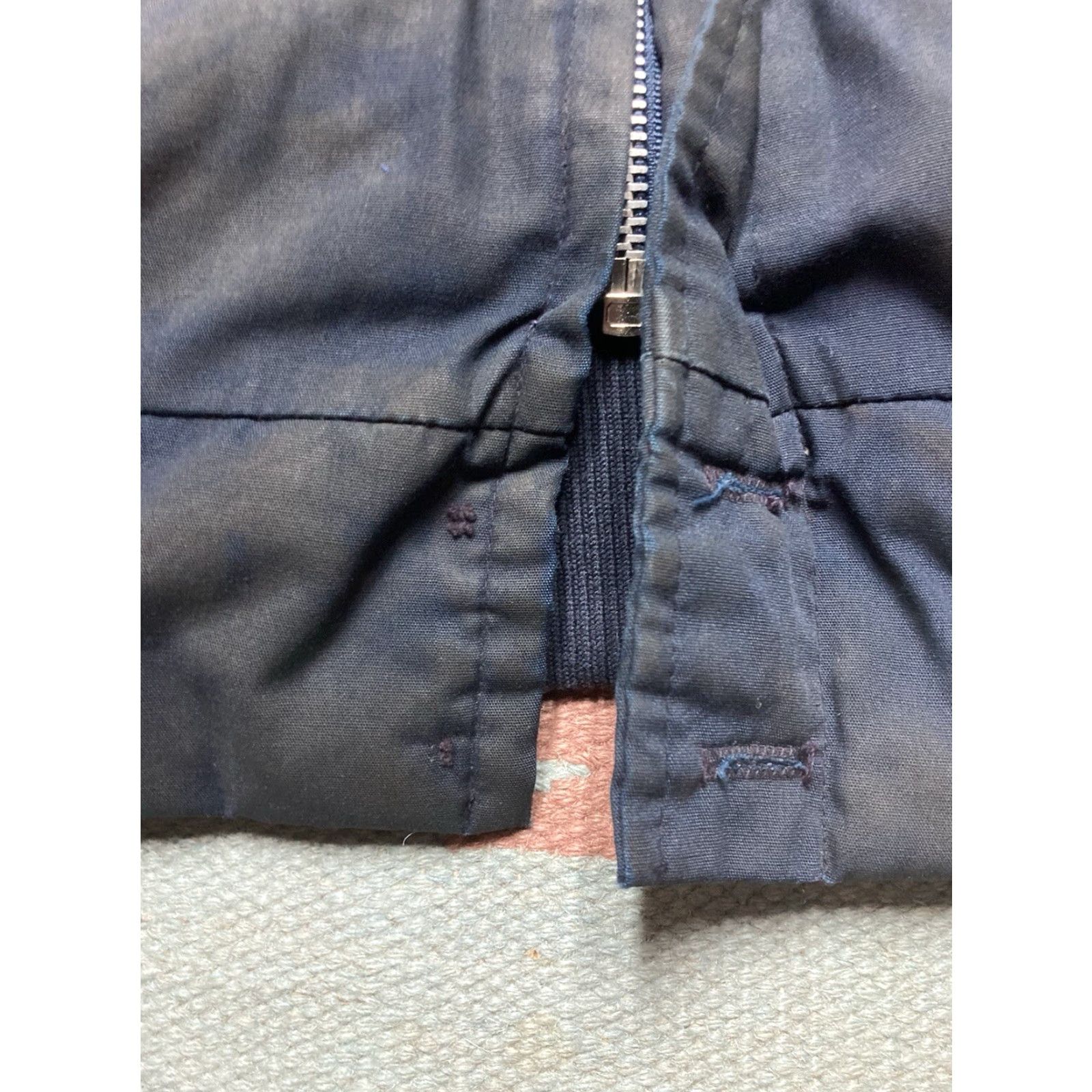 Vintage VINTAGE 70s 80s quilted bomber jacket master jac workwear blue 42 Large Distinctive Sportswear Jacket Mens Size US L / EU 52-54 / 3 - 7 Thumbnail