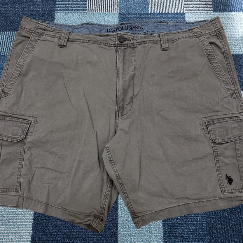 Vintage U.S. POLO ASSN. Shorts Mens 46 Gray Grey 10" Cargo Utility Pockets Work Dad Size US XXL / EU 58 / 5 - 1 Thumbnail