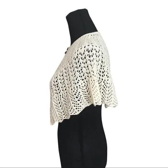 Other Gorgeous hot Hand-Knit Shawlette Wrap - Ecru/Cream Size L / US 10 / IT 46 - 5 Thumbnail
