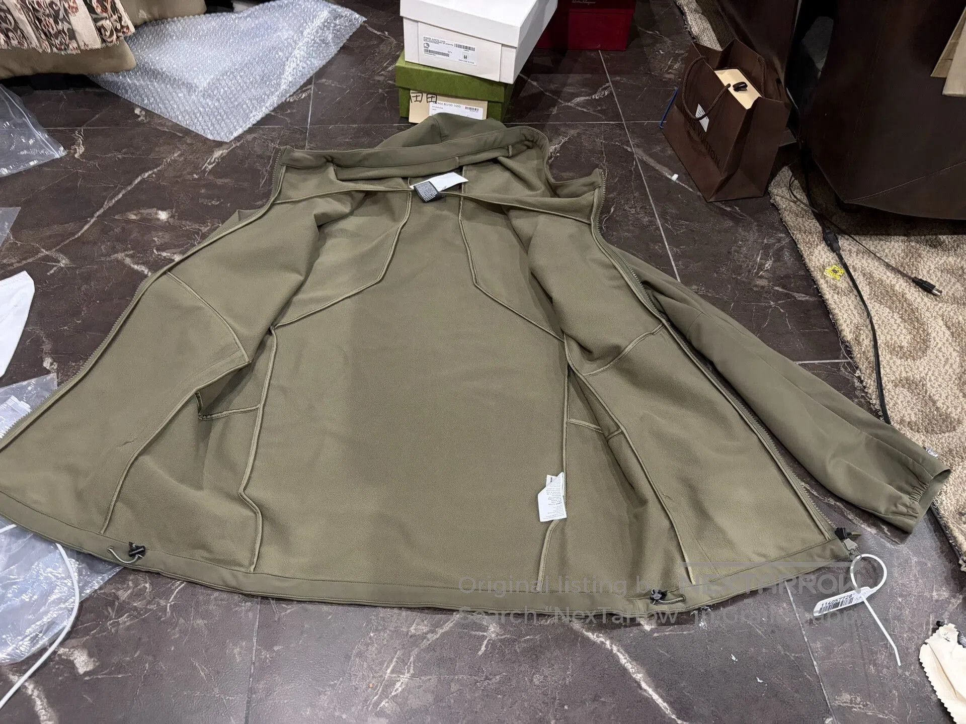 Descente Descente Men's Hooded Zipper Knit Jacket. Size US L / EU 52-54 / 3 - 3 Thumbnail