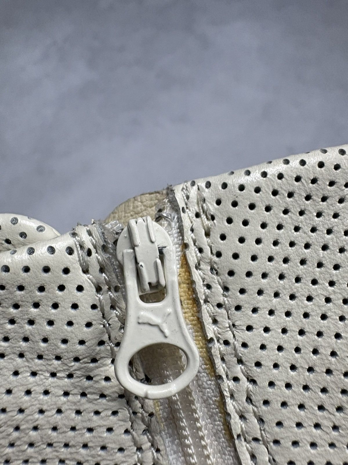 Puma 00s Puma Y2K Eskiva High Top Leather Sneakers Vintage Zip Size US 7.5 / IT 37.5 - 22 Thumbnail