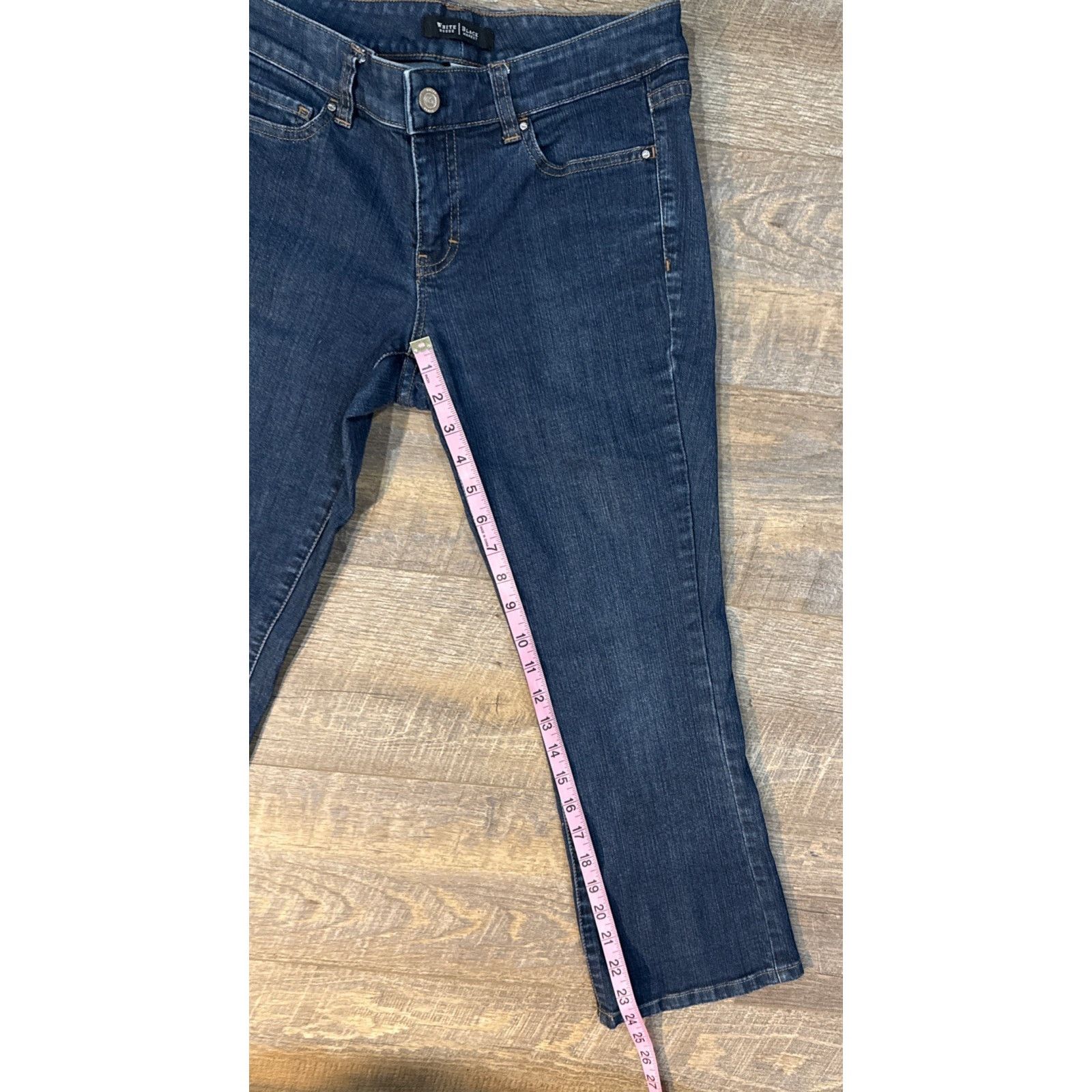 White House Black Market White HouseJeans Size 4 Denim Flair Cropped Jean Size 27" / US 4 / IT 40 - 5 Thumbnail