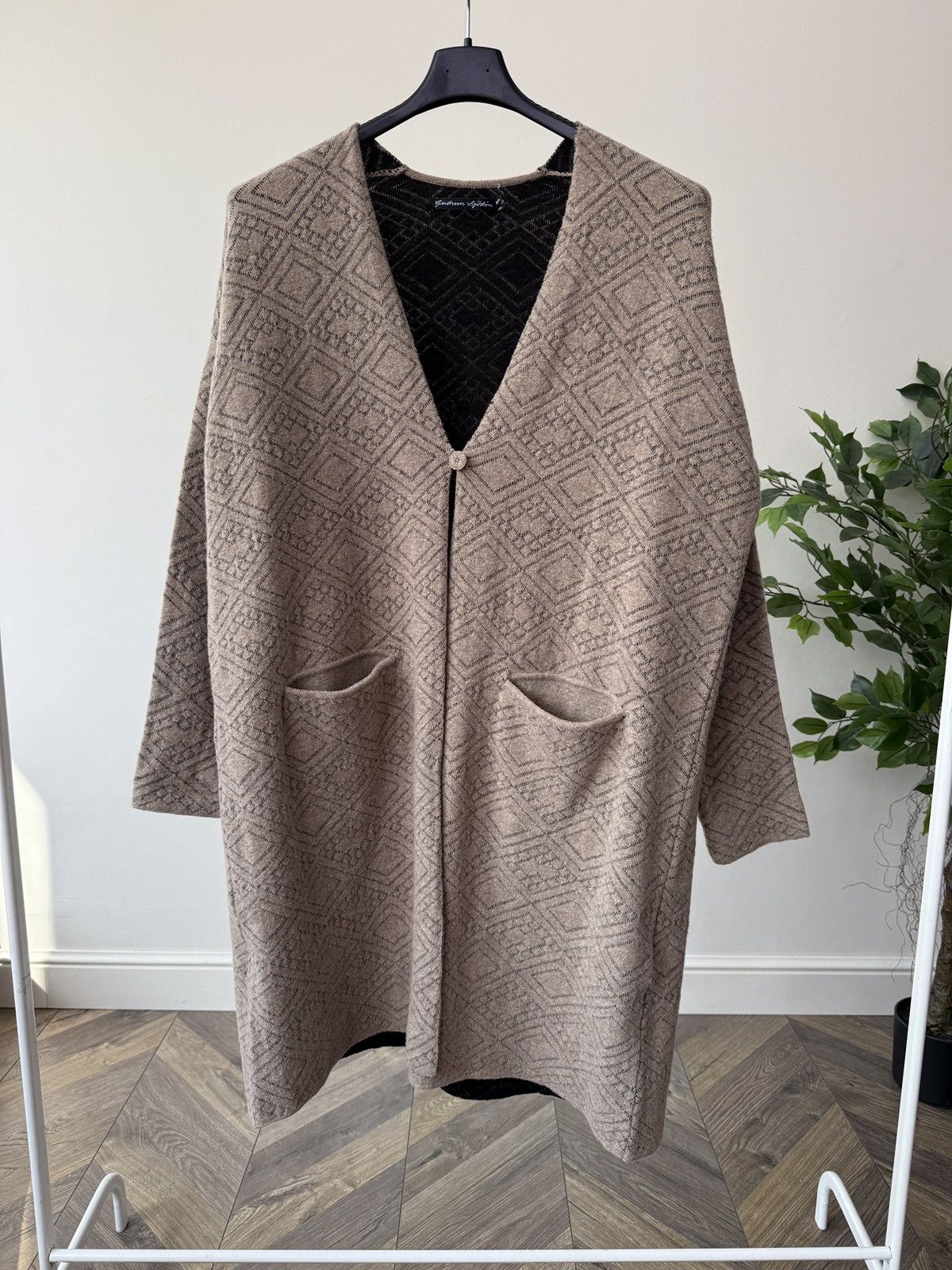 Gudrun Sjoden Vintage Gudrun Sjoden Womens Cardigan Knit Geometric Pattern Size L / US 10 / IT 46 - 2 Thumbnail