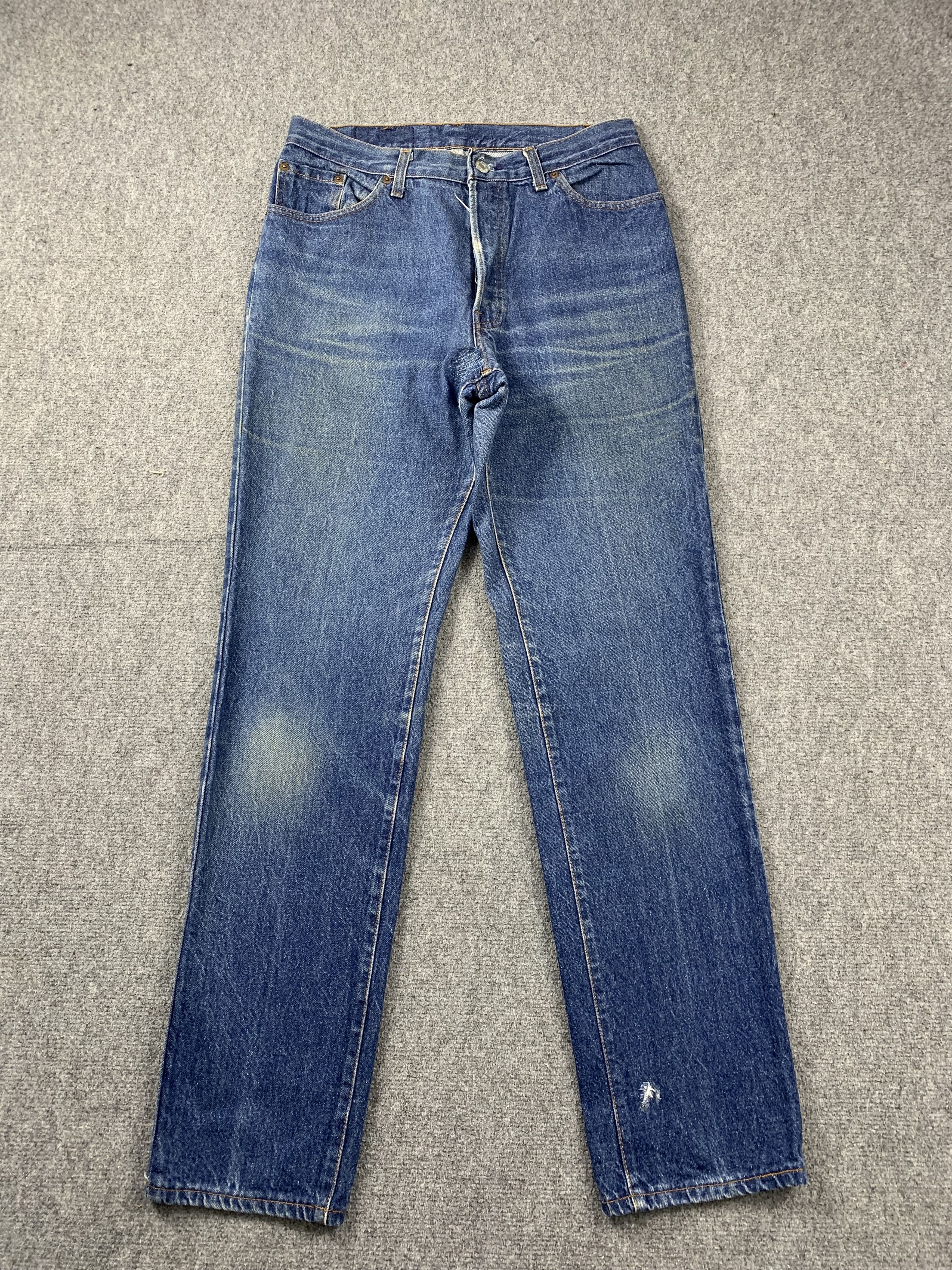 Levi's Vintage 90s Levis 501 Faded Blue Jeans DP1982 Size US 30 / EU 46 - 1 Thumbnail