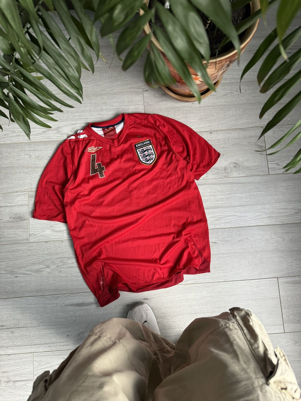 Umbro × Vintage Vintage Umbro 4 GERRARD Soccer Jersey England 2005 Size US L / EU 52-54 / 3 - 2 Thumbnail