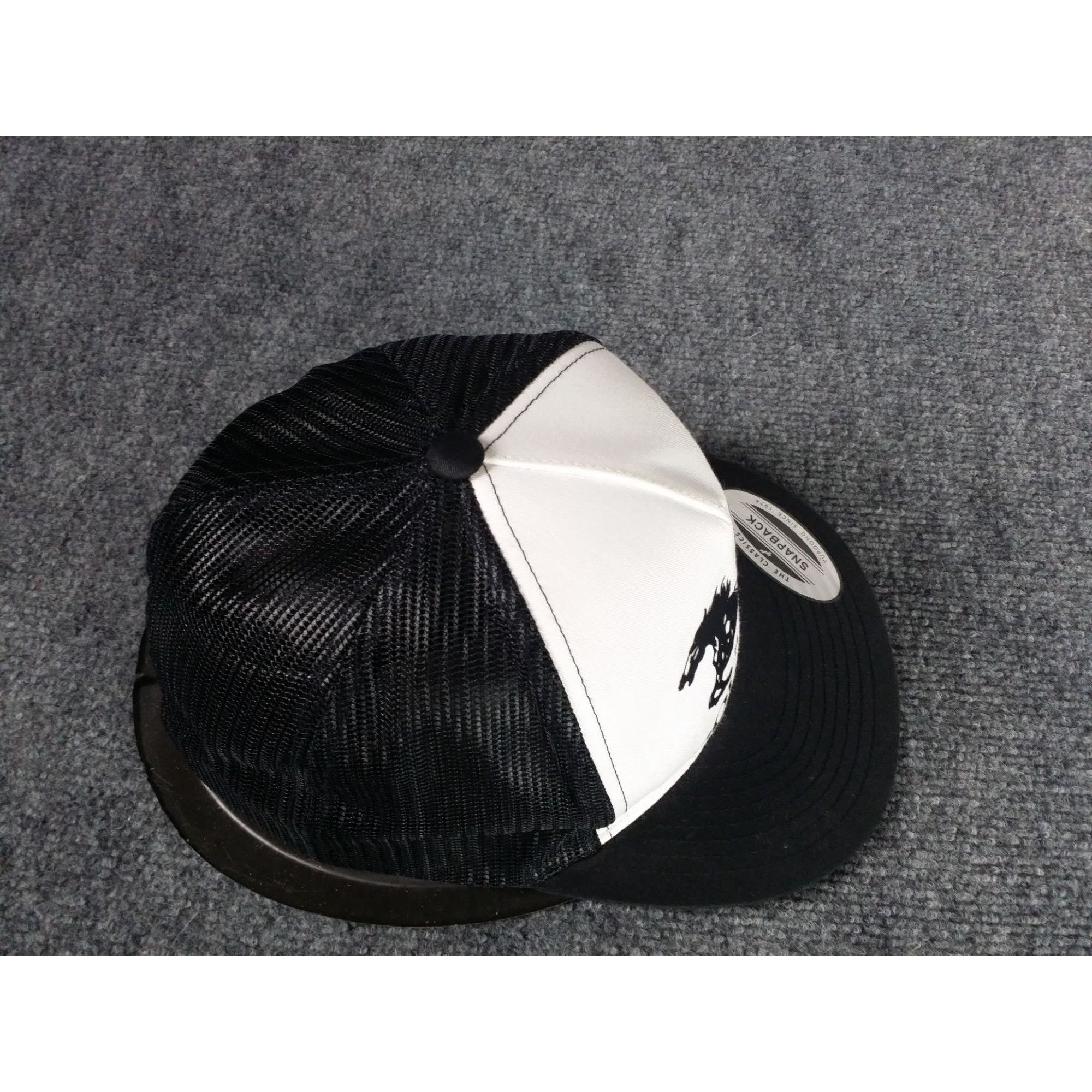 Polo Ralph Lauren Hawaii Polo Life Snapback Hat The Classics Yupoong Black Whi Size ONE SIZE - 5 Thumbnail
