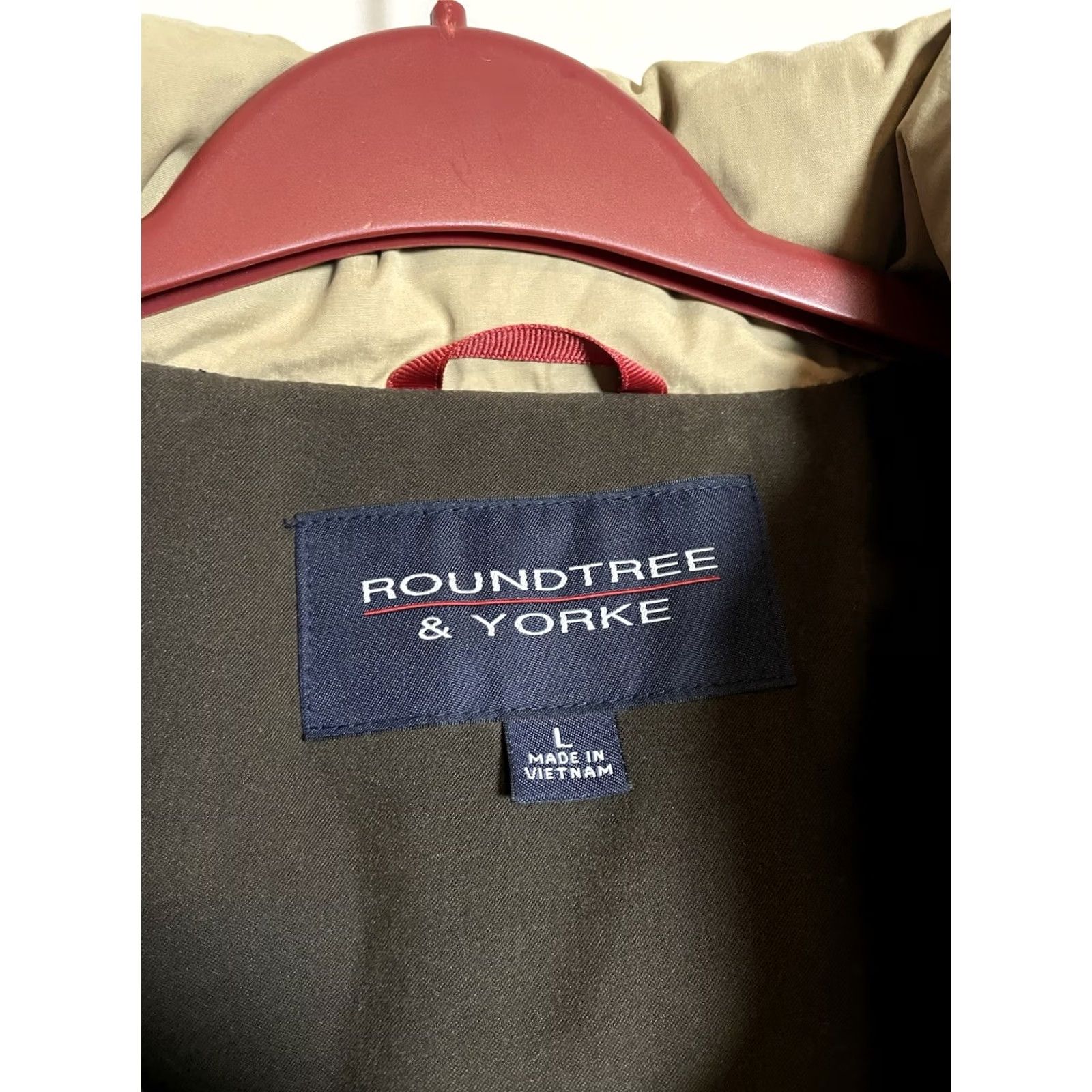 Roundtree & Yorke VINTAGE Roundtree & Yorke Quilted Vest Mens L Tan Zip Front 28" Length 23" Pit to Pit Size US L / EU 52-54 / 3 - 3 Thumbnail