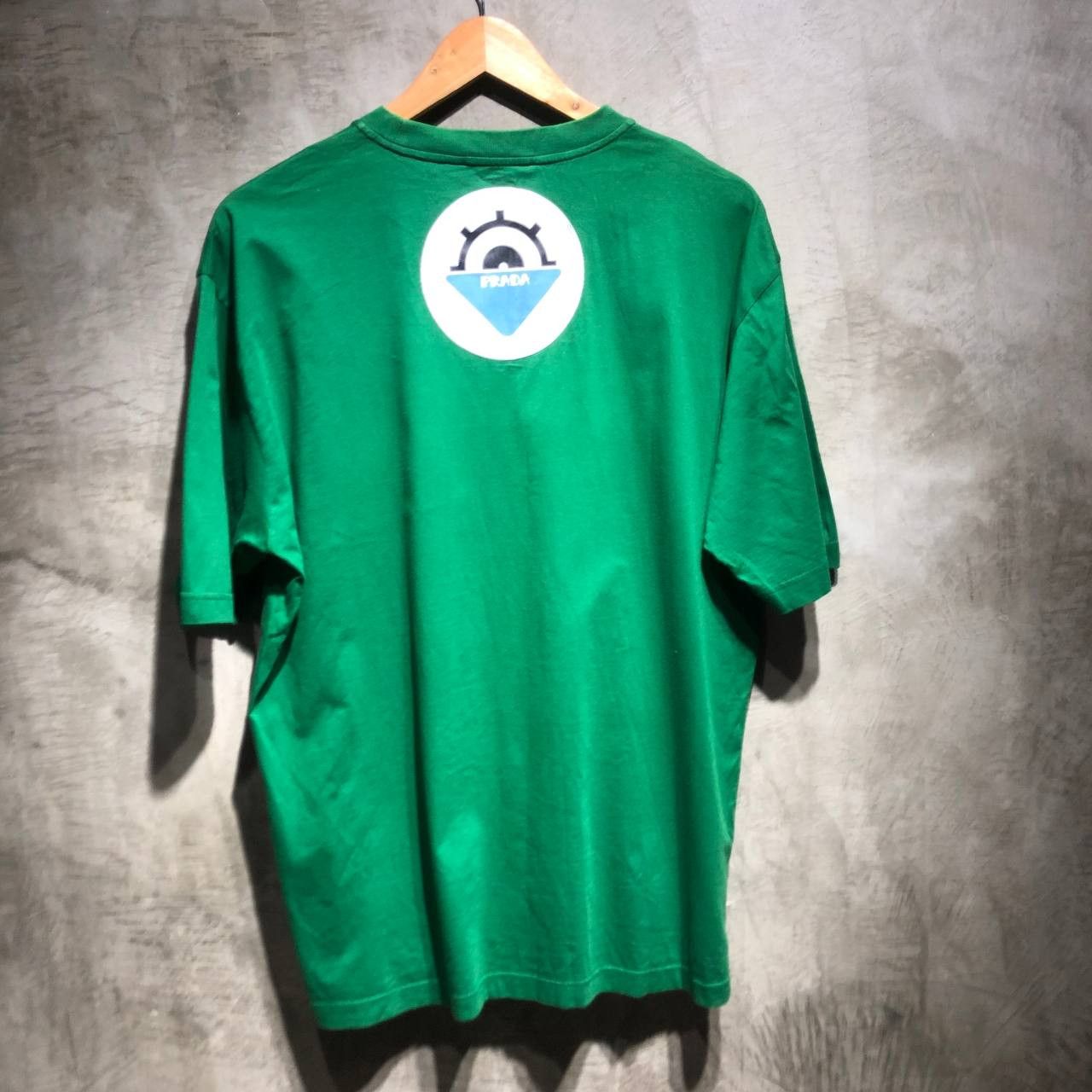 Prada Prada Patches tee Size US L / EU 52-54 / 3 - 2 Thumbnail