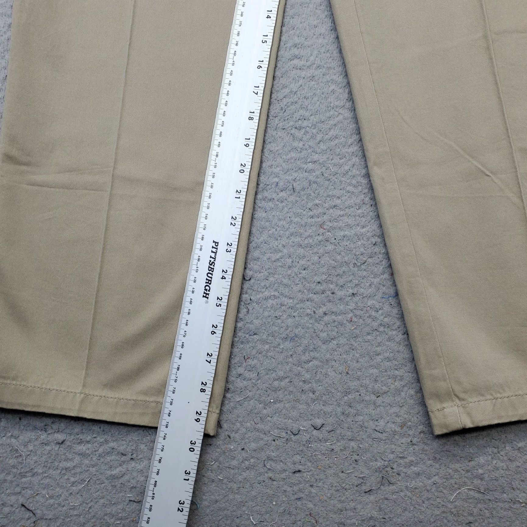 Weatherproof Weatherproof Cargo Pants Mens 36x30 Tan Flat Front Straight Leg Cargo Pocket Style Mens Size 36 Tan Size US 36 / EU 52 - 4 Thumbnail