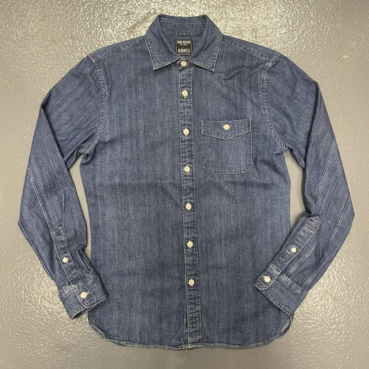 Todd Snyder Albiate Denim Button Up Shirt Spread Collar Medium Wash Size US XS / EU 42 / 0 - 1 Thumbnail