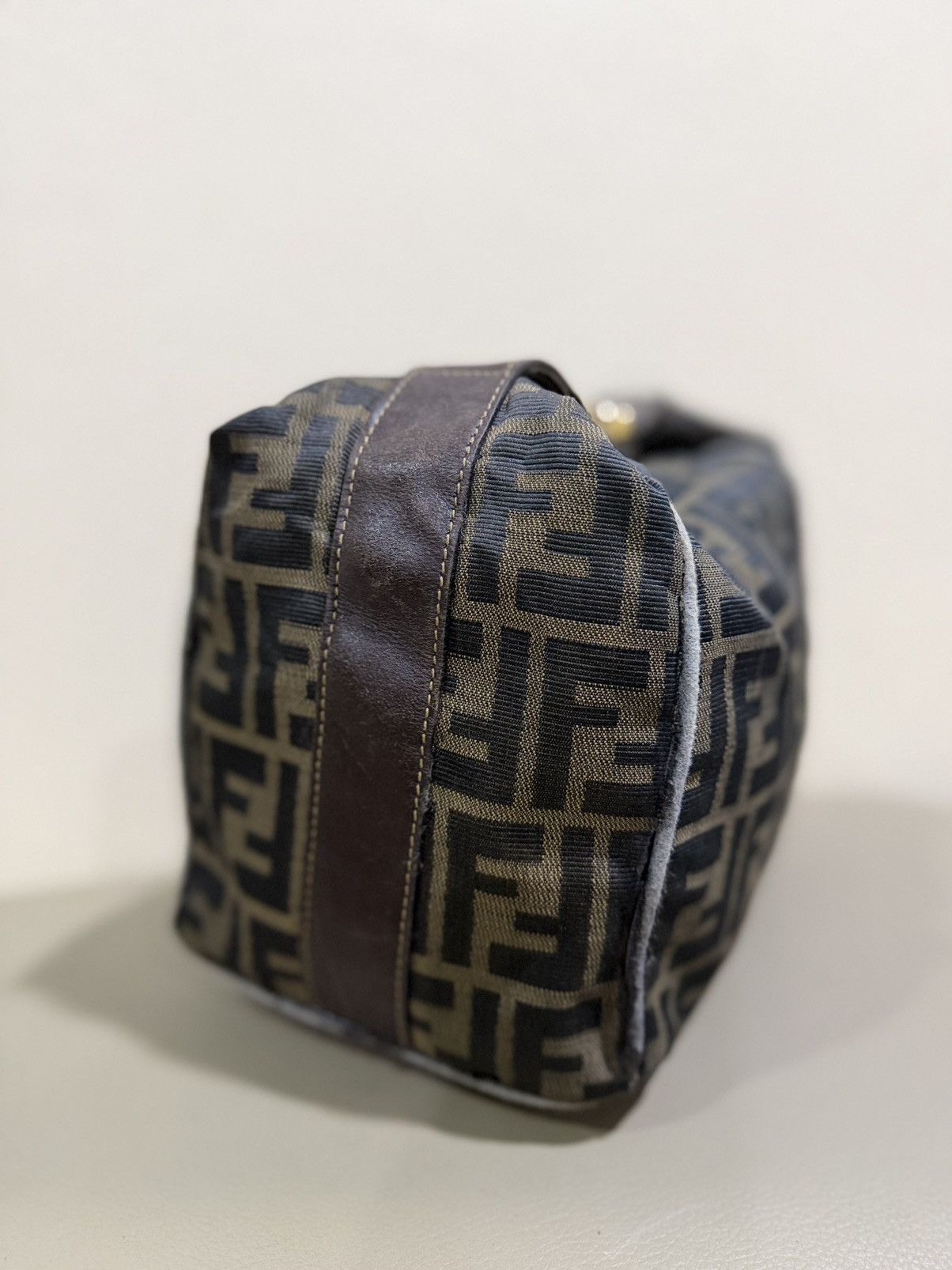 Fendi Authentic Fendi Zucca Monogram Canvas Toiletries Hand Bag Size ONE SIZE - 4 Thumbnail