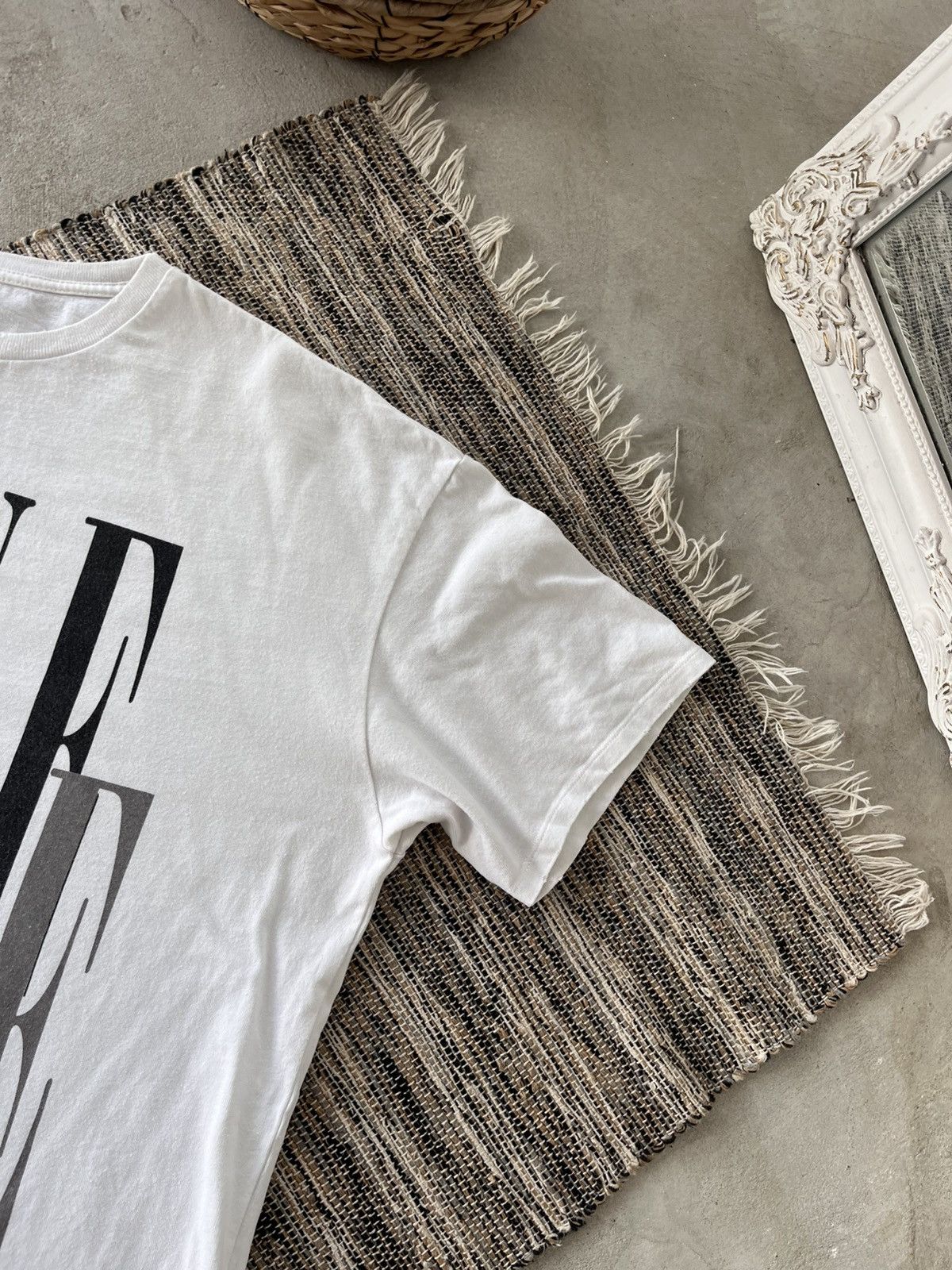 Allsaints Vintage AllSaints White TShirt Avantgarde Big logo Y2K Size US L / EU 52-54 / 3 - 4 Thumbnail