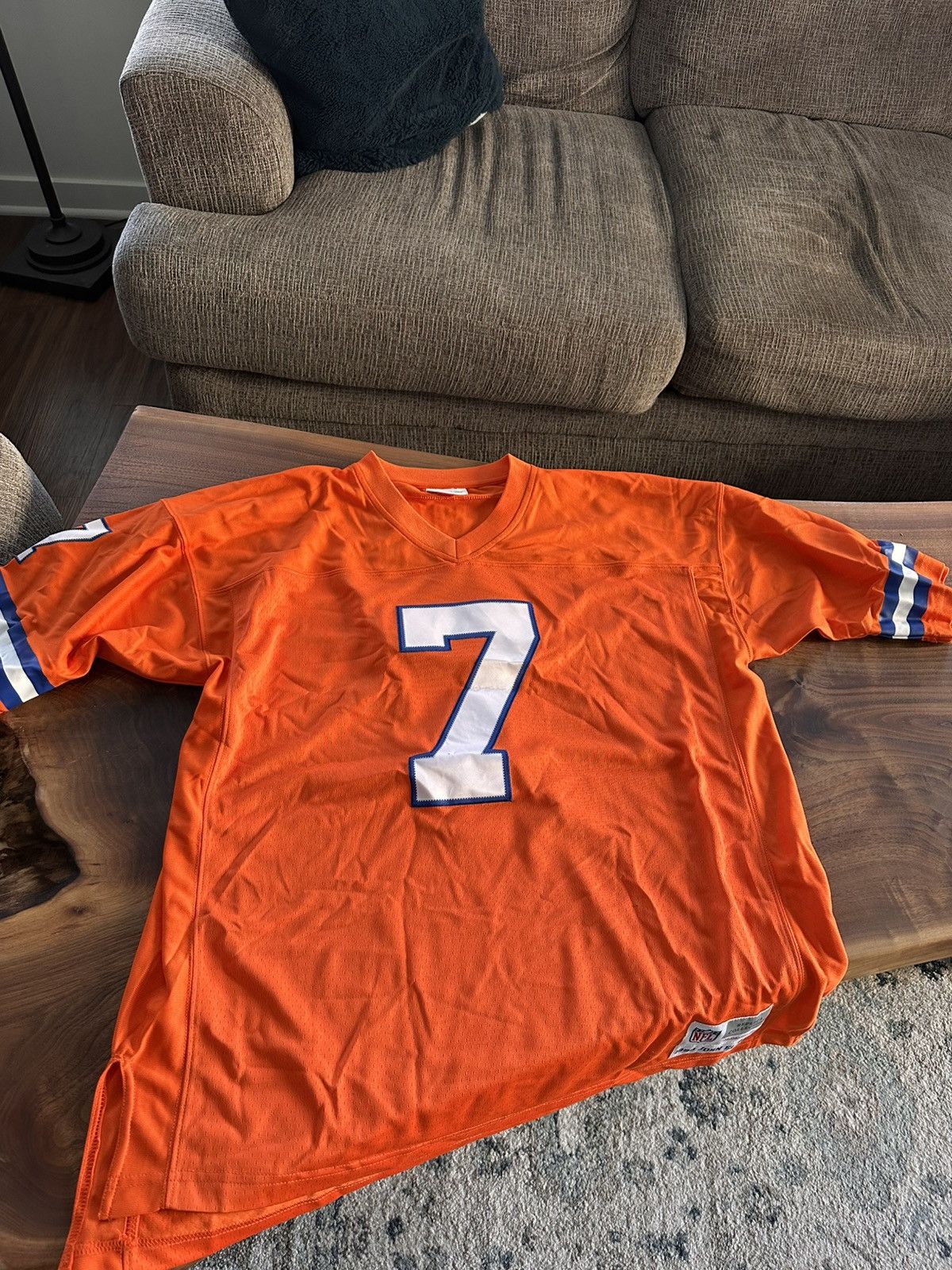 Mitchell & Ness Mitchell & Ness Denver Broncos Replica 1990 John Elway Size US XL / EU 56 / 4 - 1 Thumbnail