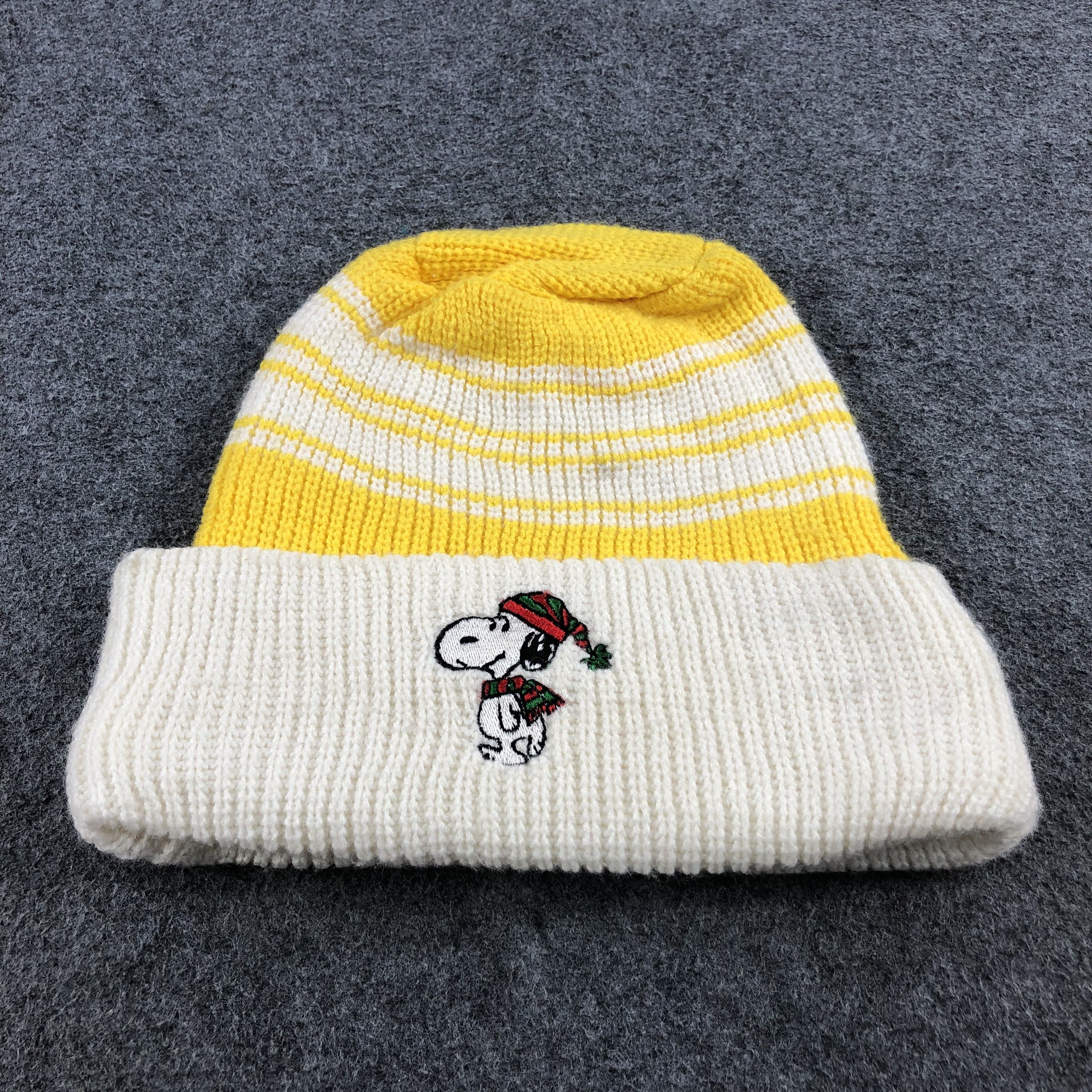 Peanuts Snoopy Beanie Snowcap Snow Hat B234 Size ONE SIZE - 3 Thumbnail