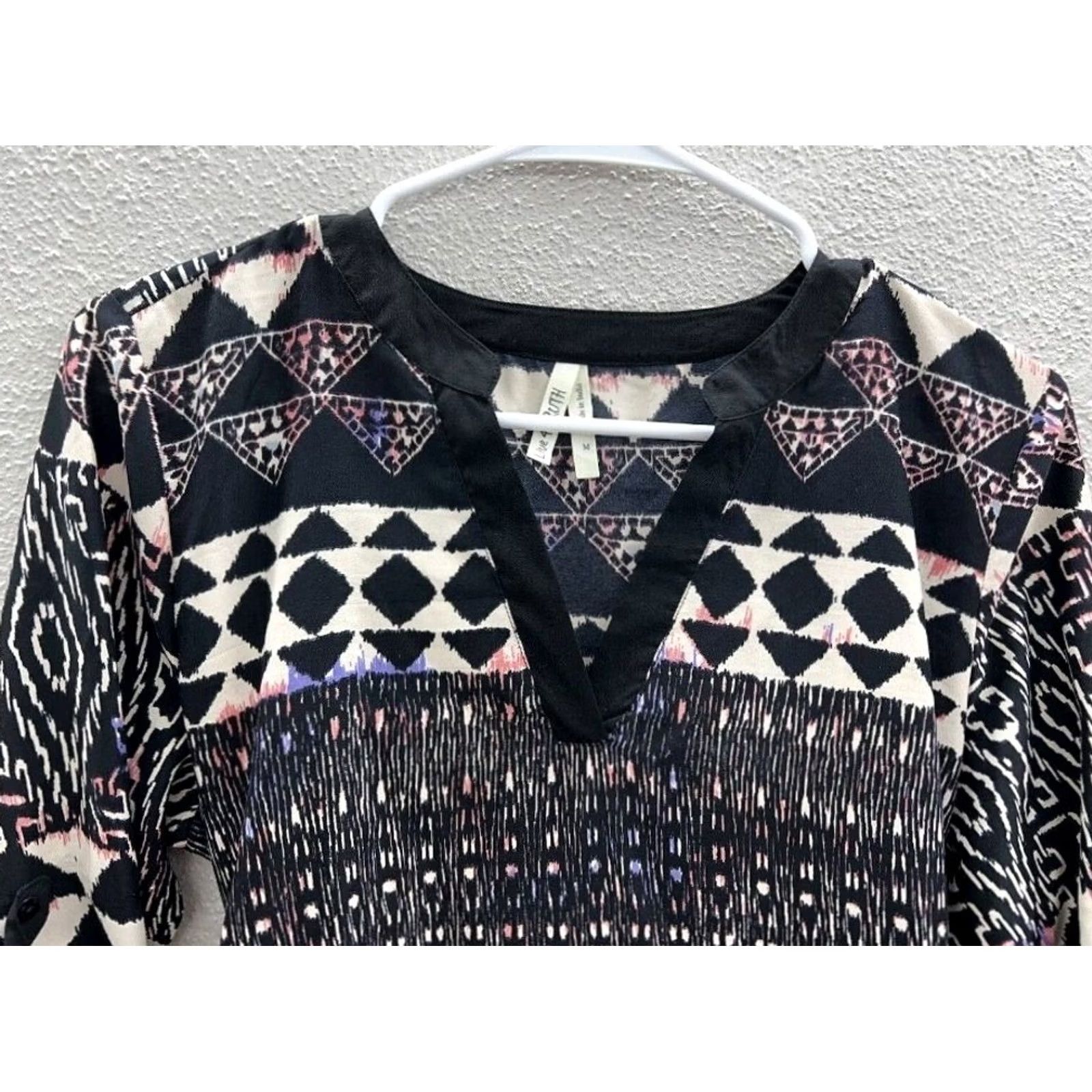 Vintage Womens Live 4 Truth Black 3/4 Sleeve V-Neck Tribal Print Dress Medium Shirt Size M / US 6-8 / IT 42-44 - 2 Thumbnail