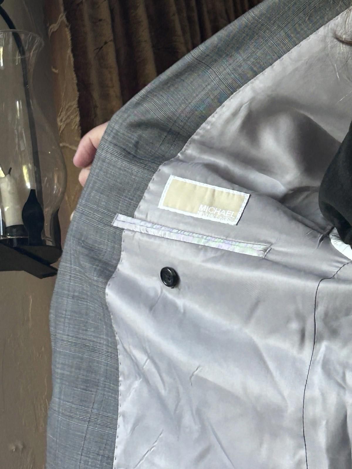Michael Kors Michael Kors 40R Men Blazer Gray Plaid Woolmark 2 Button Size 38R - 8 Thumbnail