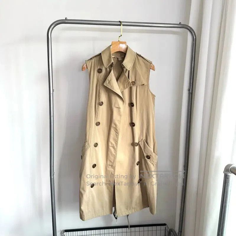 Burberry Burberry Women's Khaki Wool Coat. Size L / US 10 / IT 46 - 1 Thumbnail