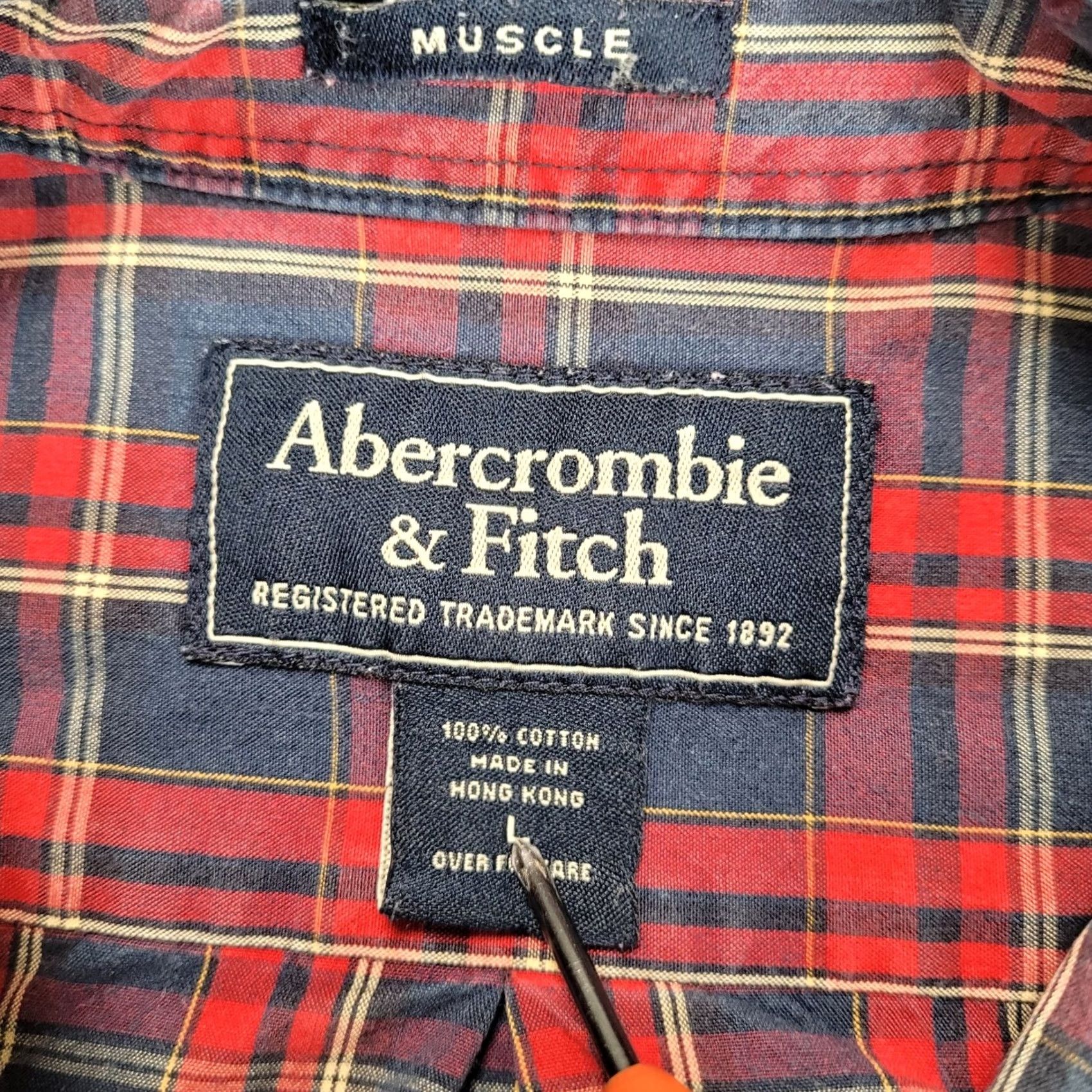 Abercrombie & Fitch Abercrombie & Fitch Lg Muscle Fit Plaid Button Down Shirt Red Navy Blue Mens Size US L / EU 52-54 / 3 - 3 Thumbnail