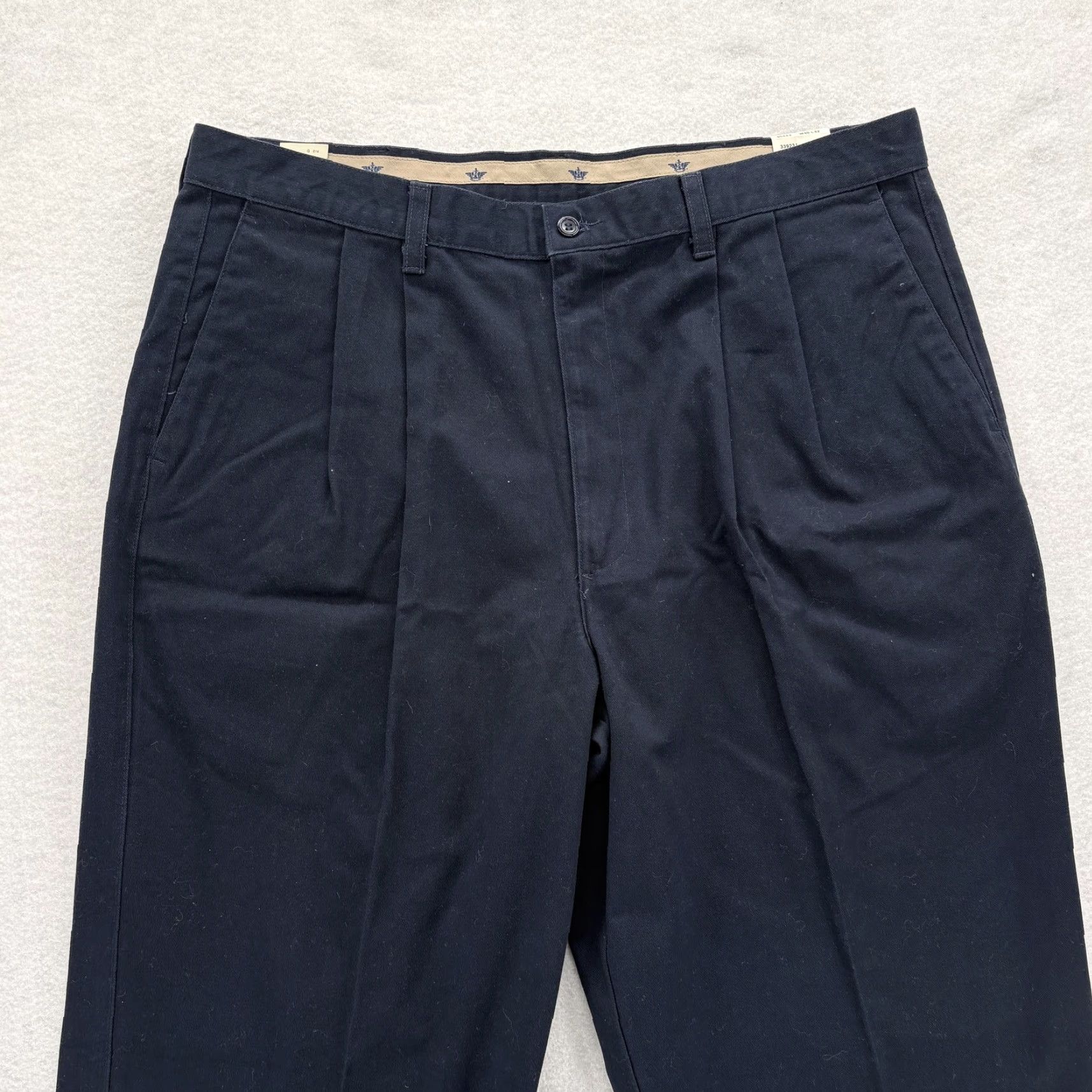 Dockers VINTAGE Dockers Classic Khakis Pants Mens 40x32 Navy No Wrinkle Twill Pleated Chino VTG Size US 40 / EU 56 - 3 Thumbnail