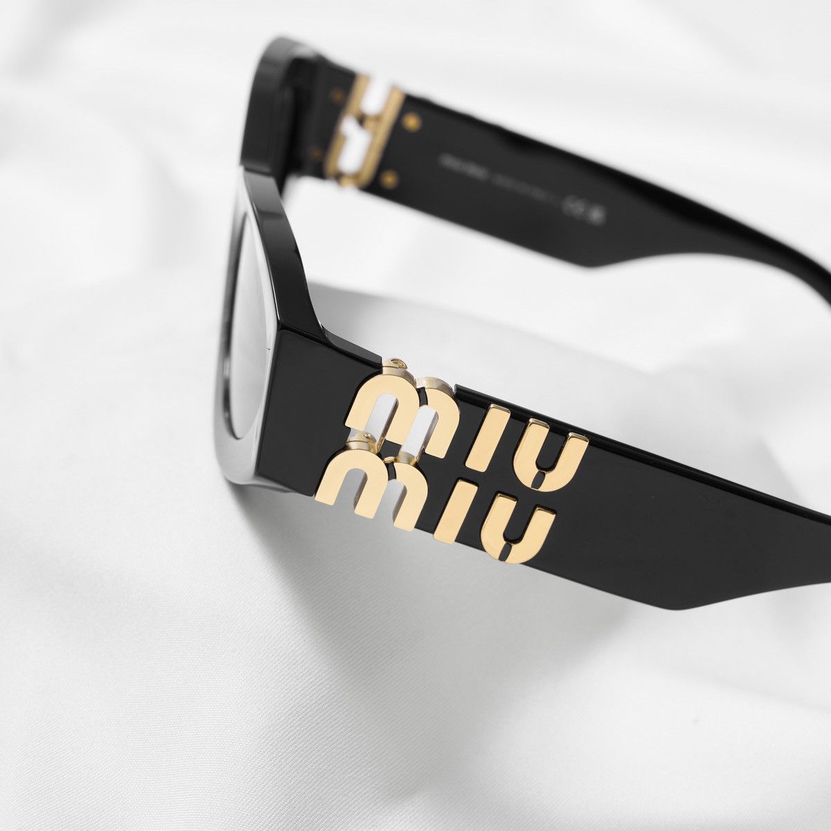 Miu Miu MIU MIU 0MU 11WS 1AB5S0 SUNGLASSES Size ONE SIZE - 3 Thumbnail