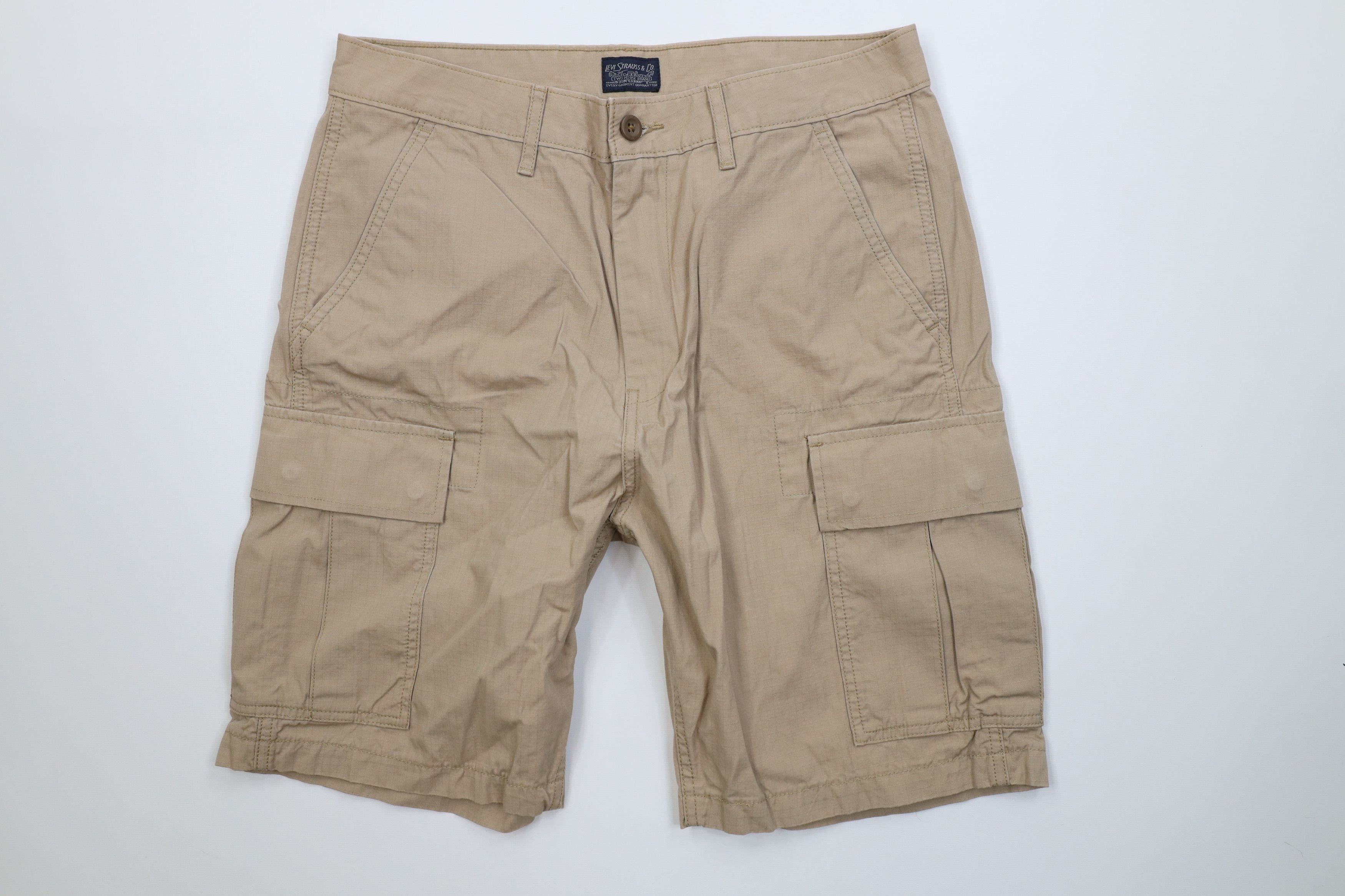Levi's Vintage Y2K Levis Baggy Cargo Shorts Beige Khaki Cotton Size US 32 / EU 48 - 1 Thumbnail