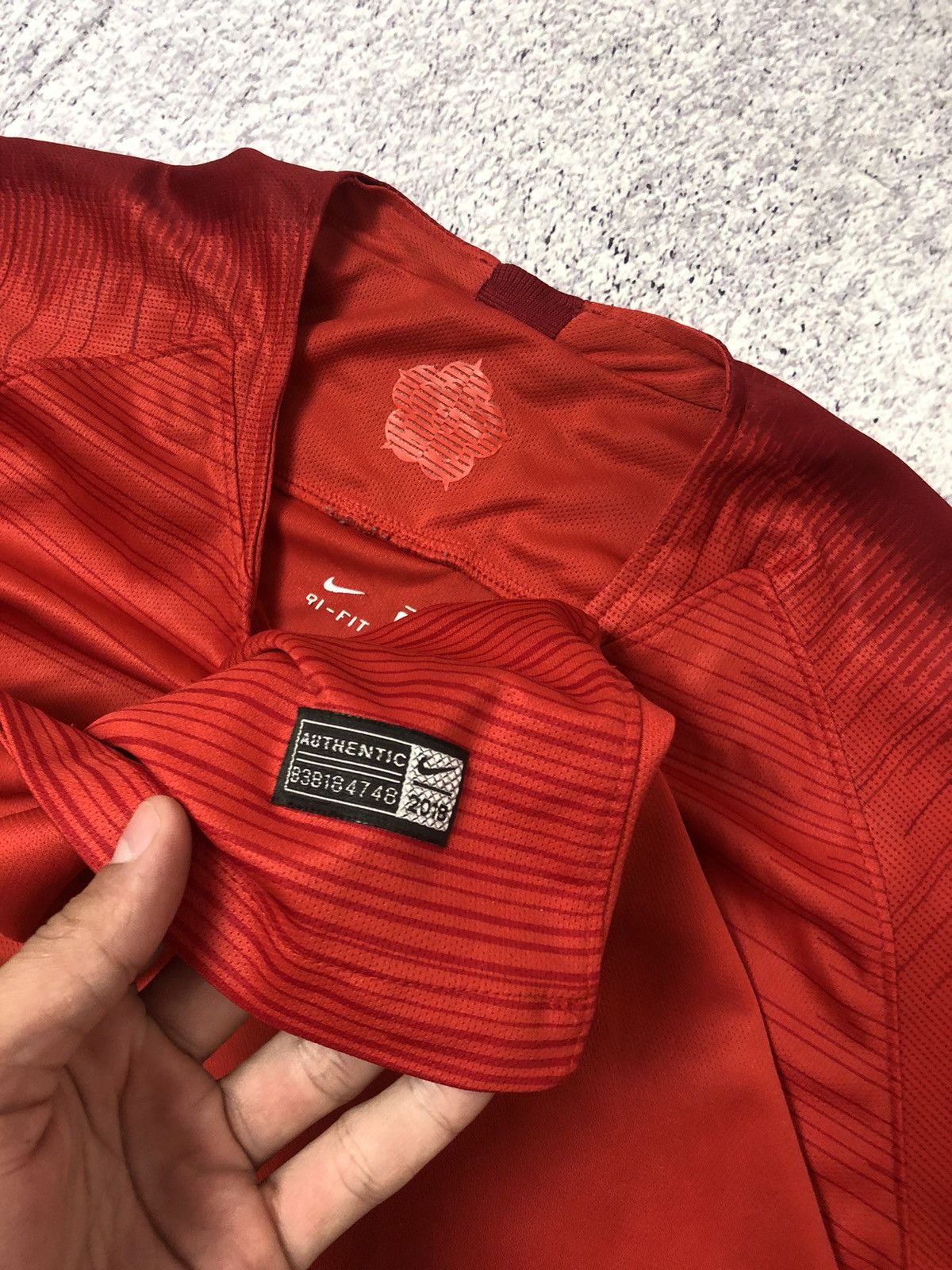 Nike Soccer football jersey Nike England 🏴󠁧󠁢󠁥󠁮󠁧󠁿 size s Size US S / EU 44-46 / 1 - 5 Thumbnail