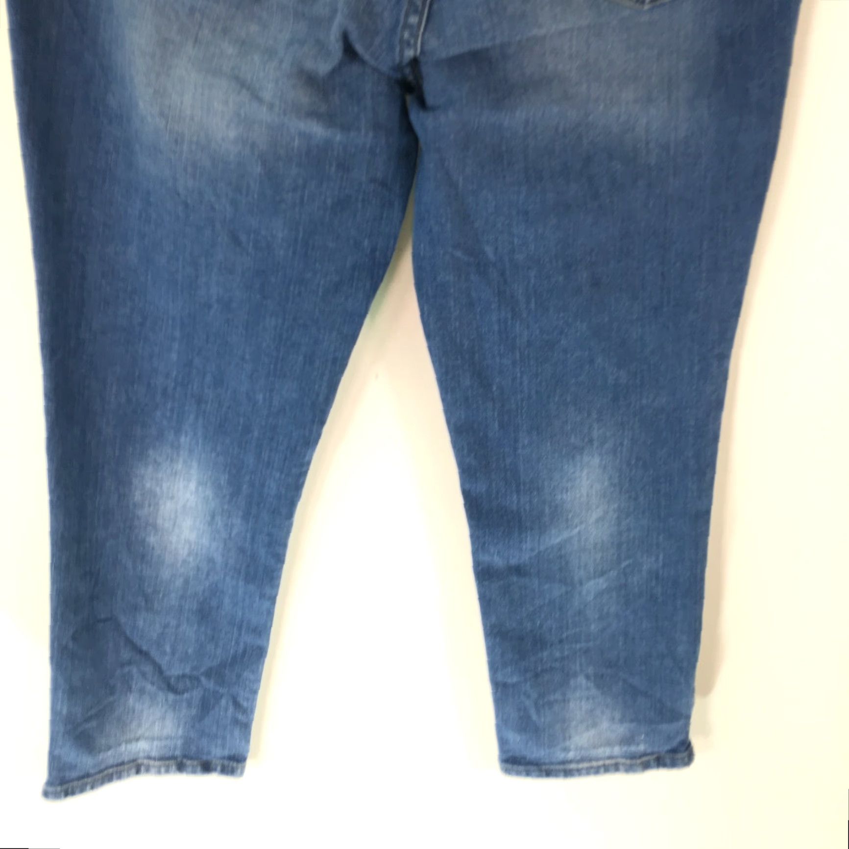 Calvin Klein Calvin Klein Jeans Shirt Womens Crop Denim Blue Stretch Size 29/8 Adult Regular 22 in Inseam 6 in Rise Blue 5-Pocket Casual Size 29" - 6 Thumbnail