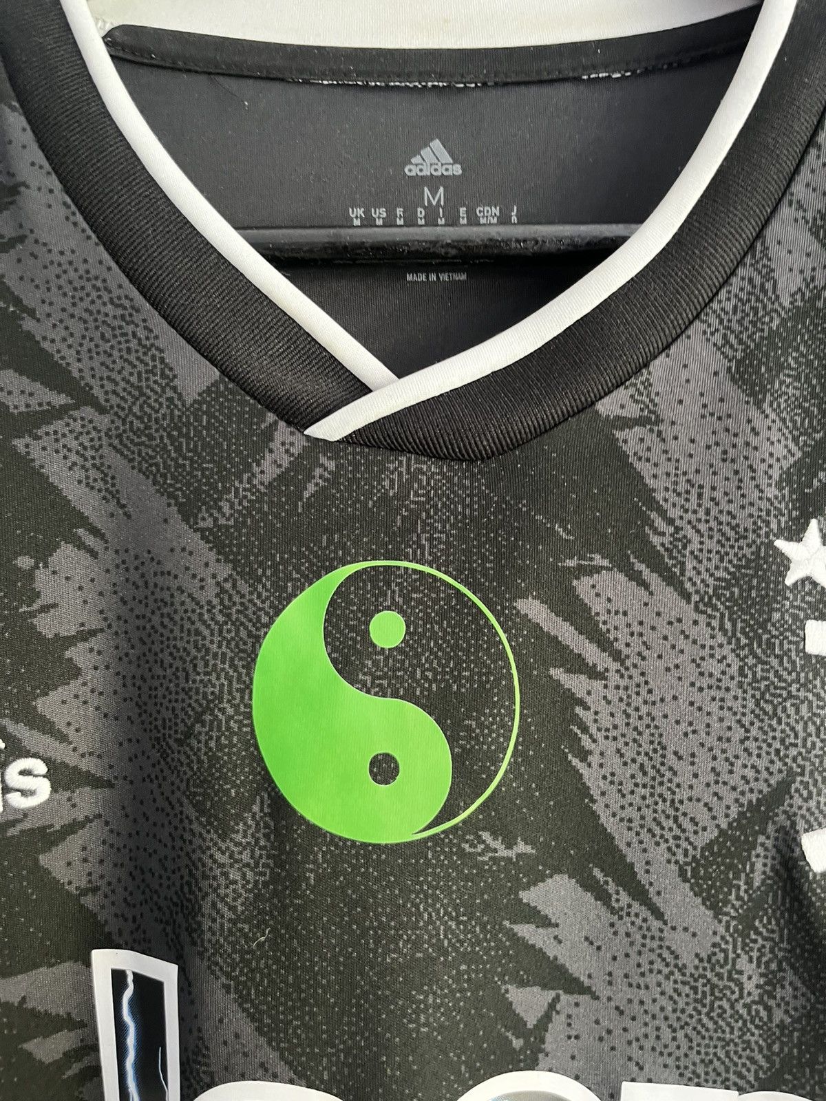Adidas × Liberal Youth Ministry Rare Juventus x Liberal Youth Ministry Jersey Size US M / EU 48-50 / 2 - 6 Thumbnail