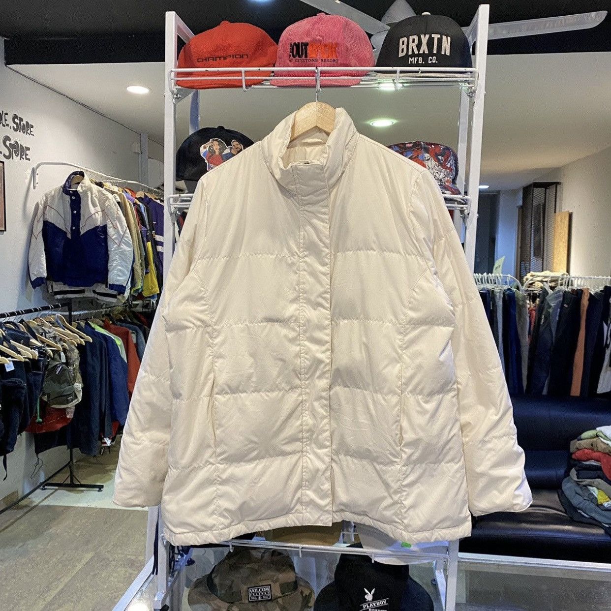 L.L. Bean LL Bean Women's Light Puffer Jackets Size L / US 10 / IT 46 - 1 Thumbnail