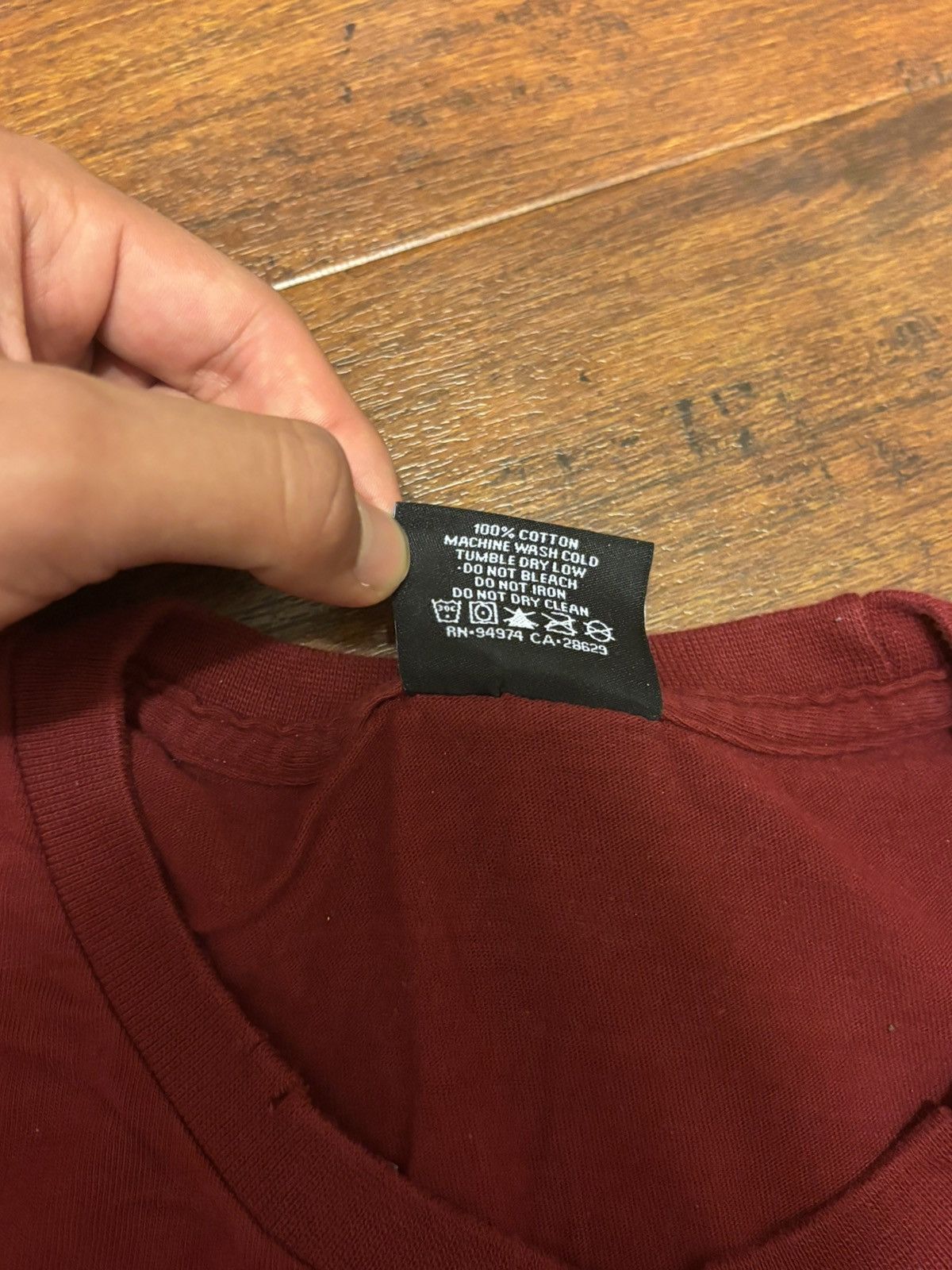 Stussy Stussy Maroon with Gold Lettering Tee Size US S / EU 44-46 / 1 - 4 Thumbnail