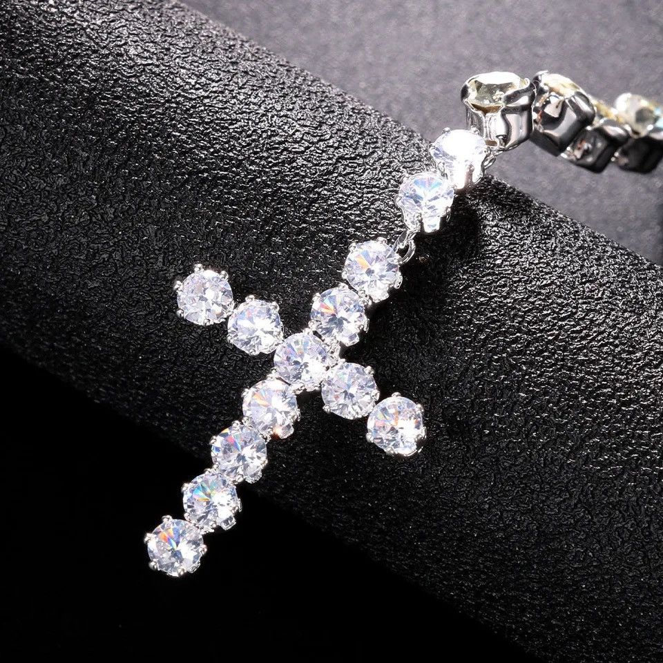 Jewelry × Vintage Bling Rhinestone Big Cross Pendant Choker Necklace Size ONE SIZE - 4 Thumbnail