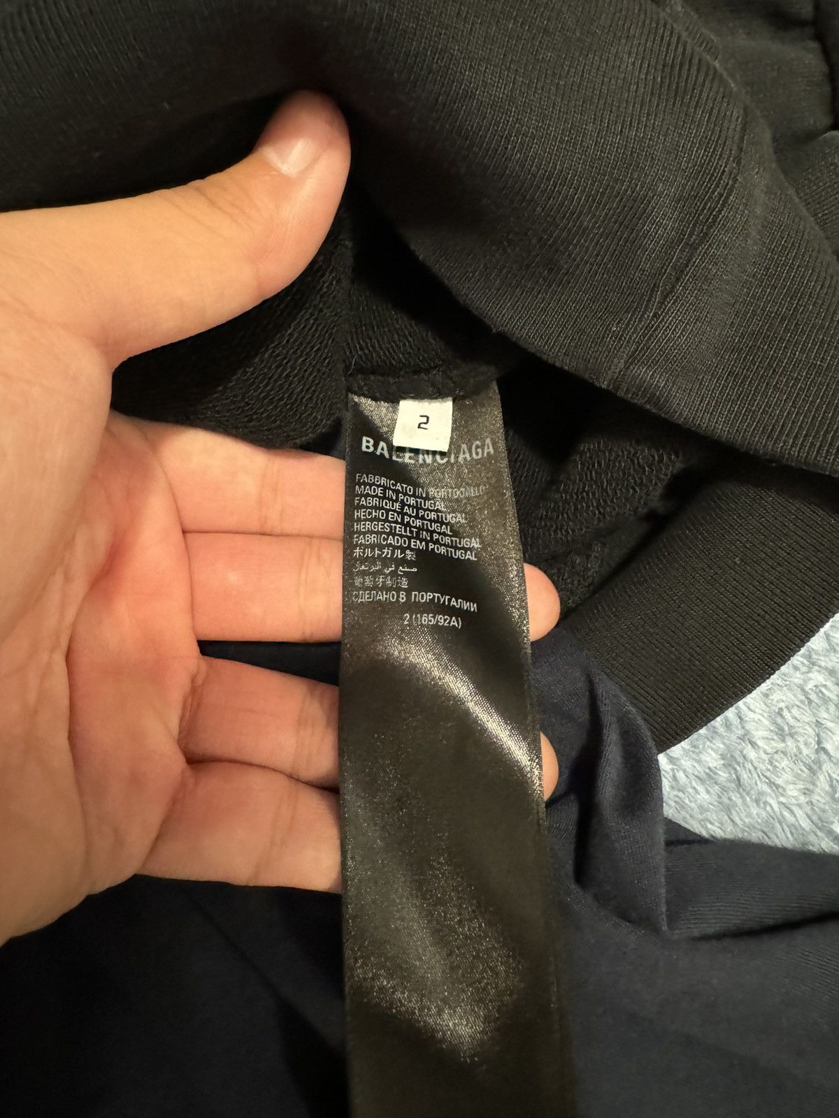 Balenciaga Balenciaga Be Different Apple Hoodie Size US M / EU 48-50 / 2 - 3 Thumbnail