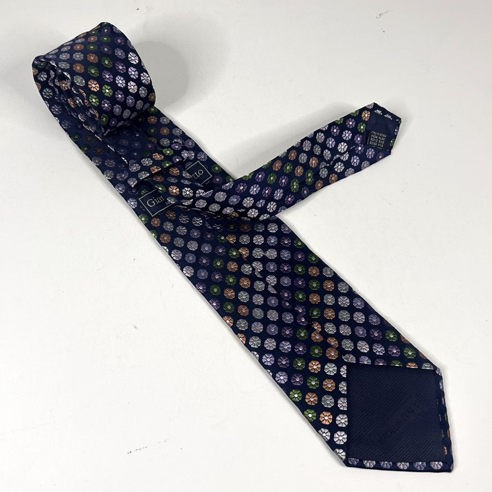 Vintage Gianni Orvietto Silk Tie Purple Floral Designer 100% Silk Size ONE SIZE - 2 Thumbnail