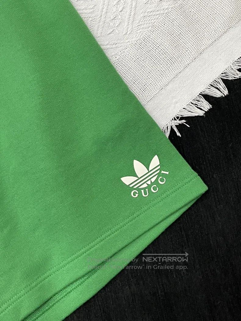 Gucci Gucci Size S Clover co-branded green shorts Size 24" / US 00 / IT 34 - 2 Thumbnail