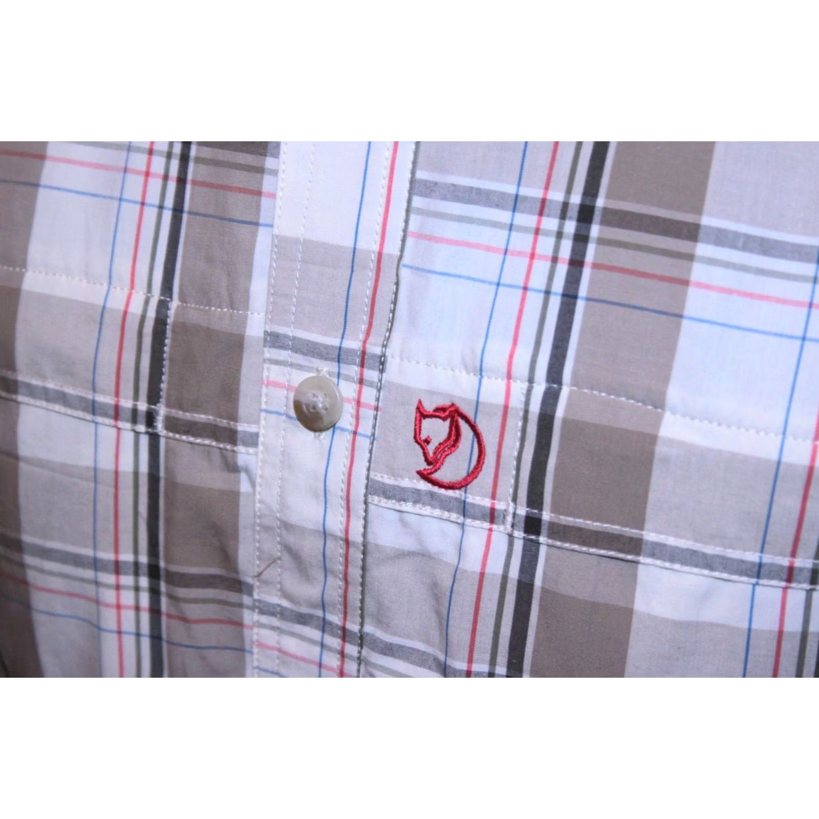 Vintage Fjällräven Mens Short Sleeves Shirt M Multicoloured Button-Up Active Wear Shirt Mens Size M Size US M / EU 48-50 / 2 - 2 Thumbnail