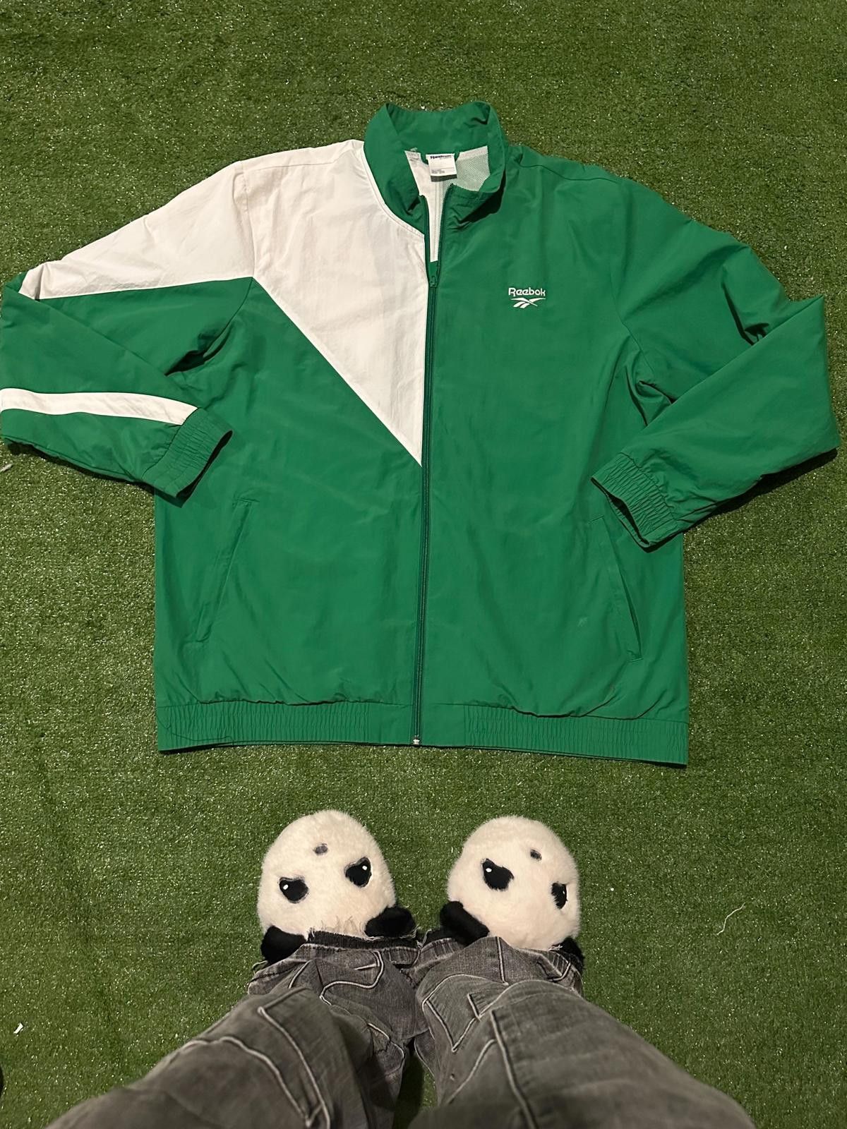 Reebok Vintage Reebok Classic Men's Green Windbreaker Jacket Size US M / EU 48-50 / 2 - 1 Thumbnail