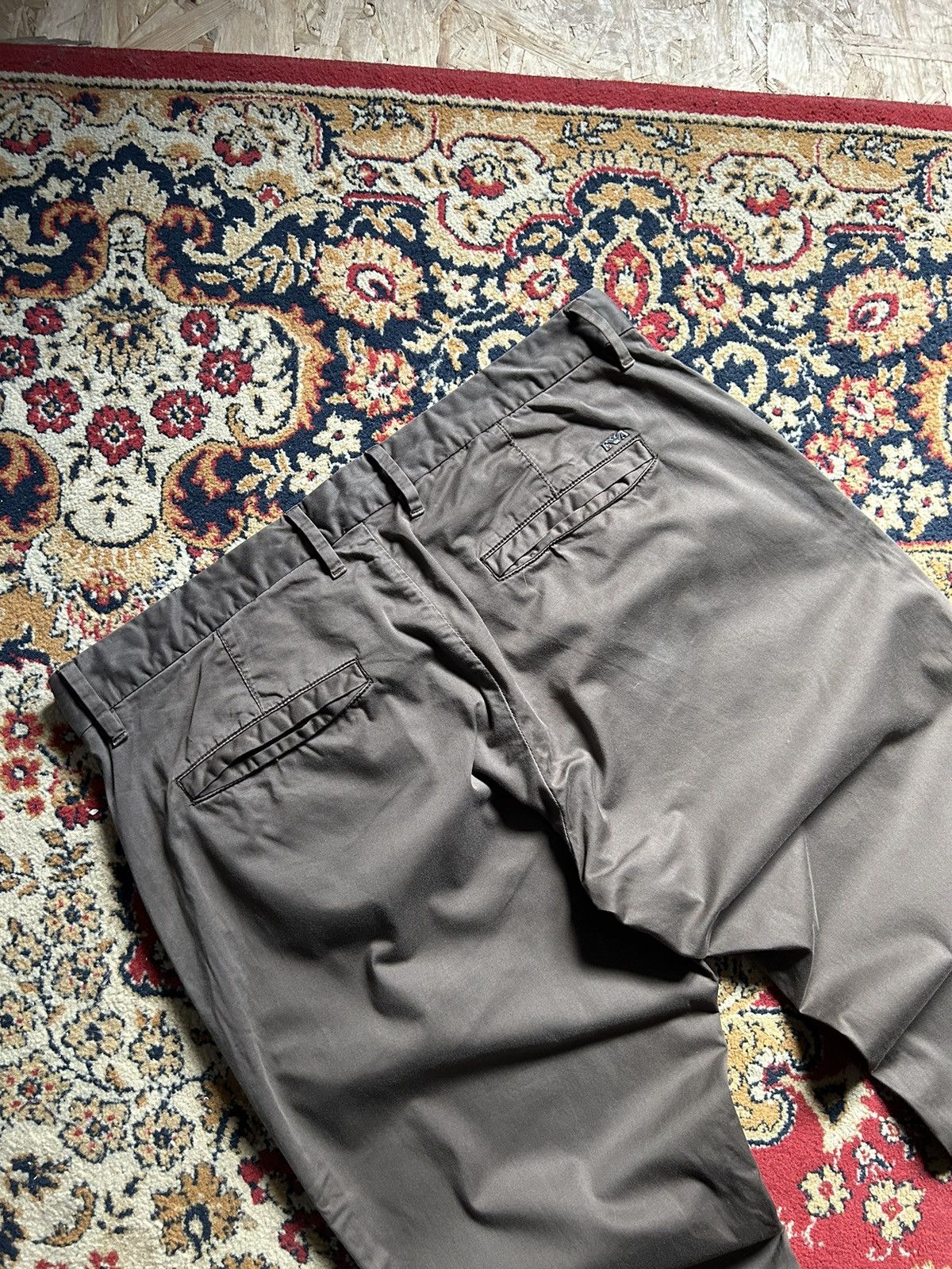 Emporio Armani Vintage emporio armani rare pants metal logo Size US 34 / EU 50 - 2 Thumbnail