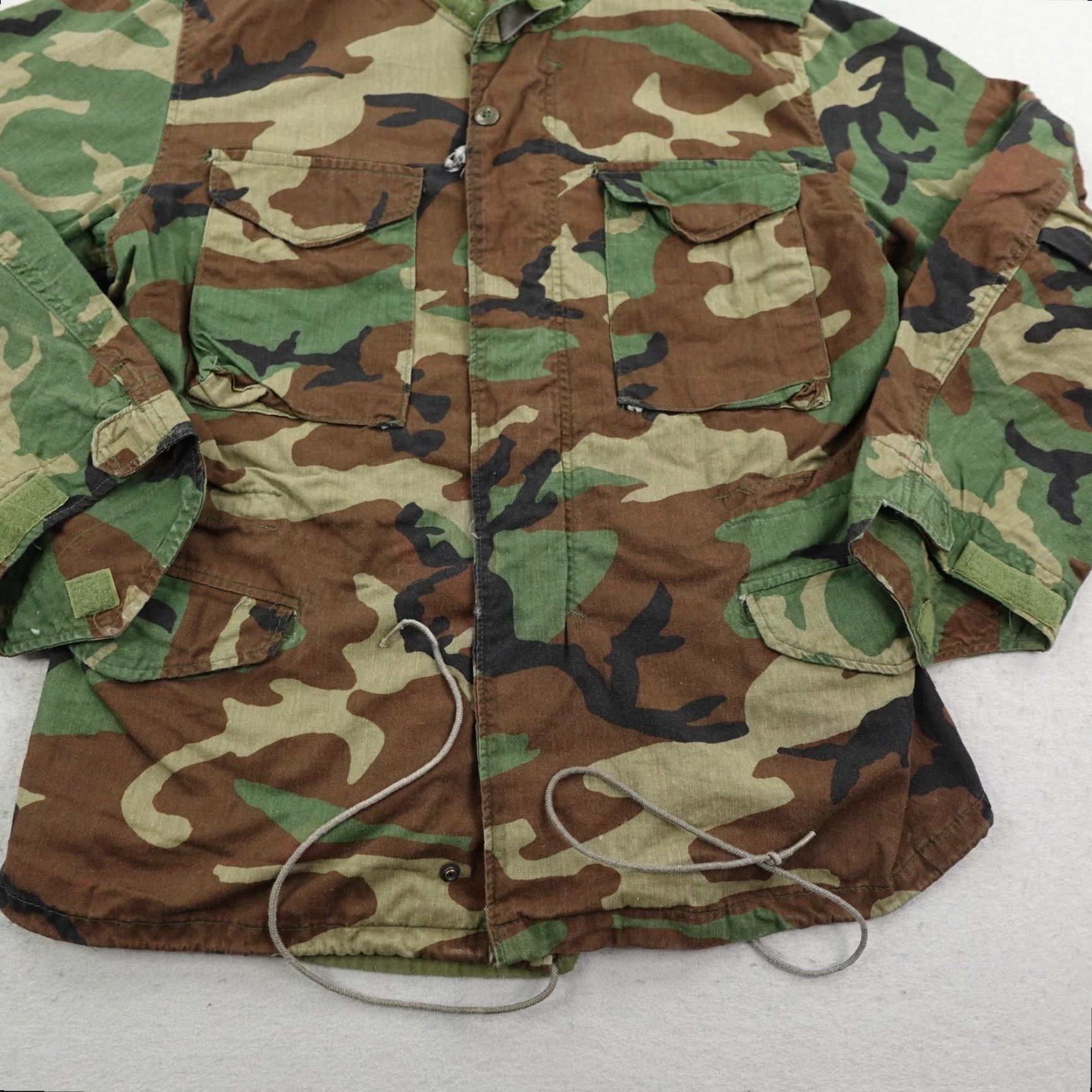 Vintage VINTAGE Golden Mfg US Army Jacket Mens Medium Field Woodland Camo Cold Weather Military Coat 80s Size US M / EU 48-50 / 2 - 3 Thumbnail