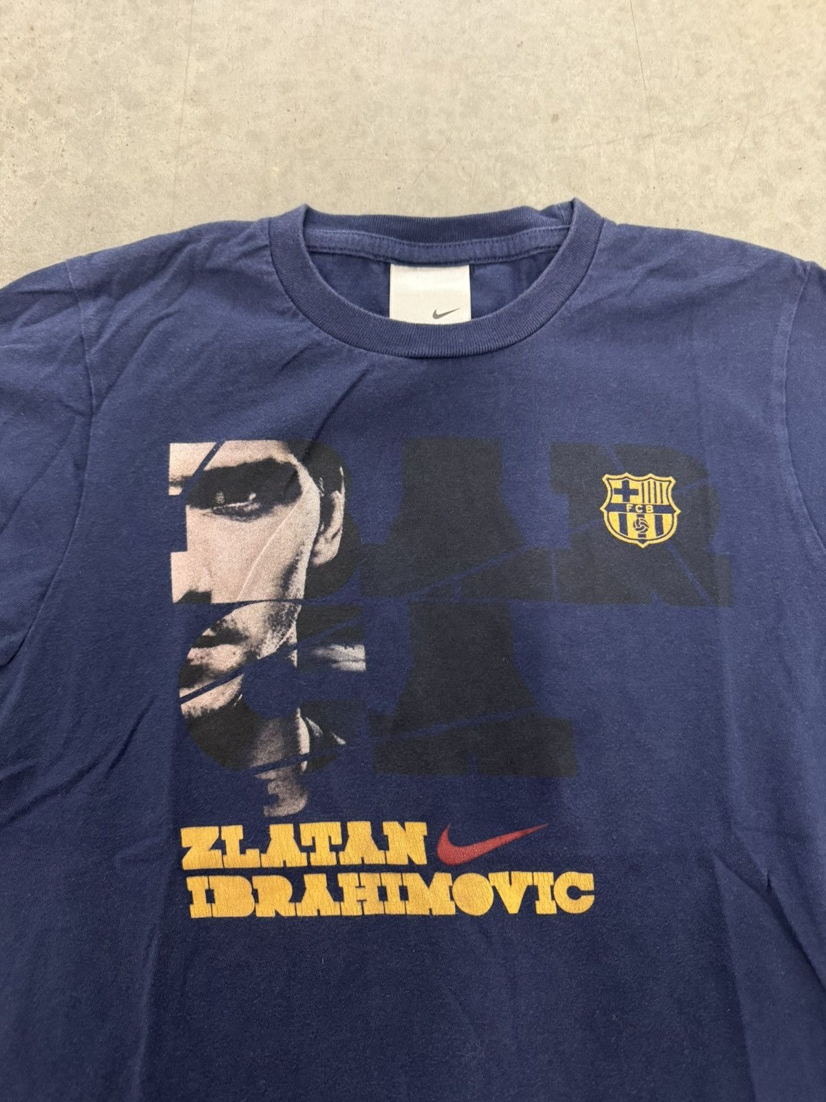 Nike Vintage FC Barcelona Zlatan Ibrahimovic Nike Soccer T Shirt Size US S / EU 44-46 / 1 - 2 Thumbnail