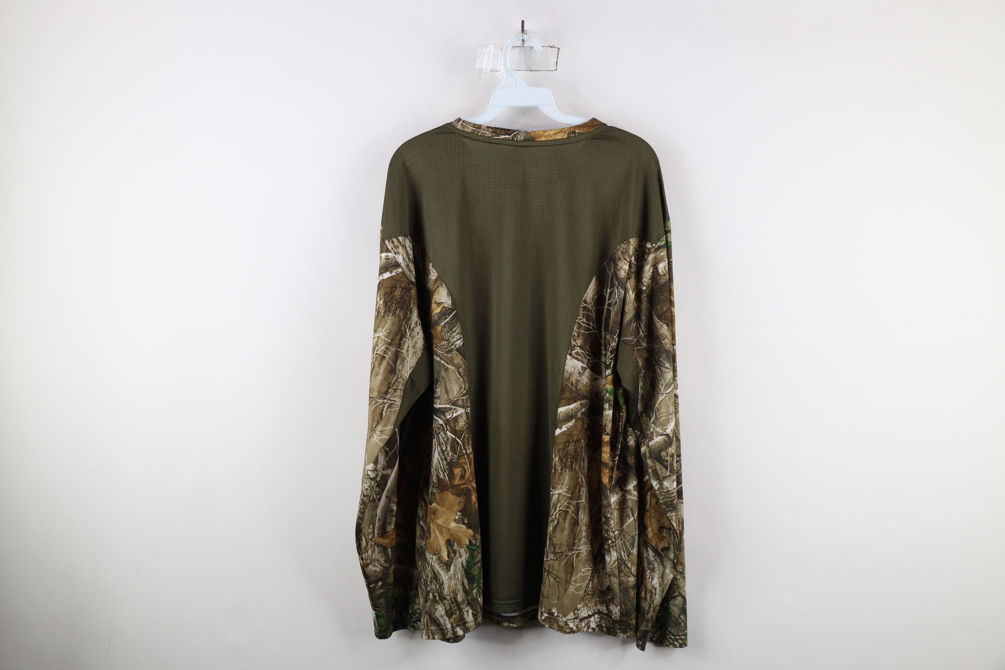 Vintage Streetwear Tech Realtree Edge Camouflage Long Sleeve T-Shirt Size US XXL / EU 58 / 5 - 10 Thumbnail