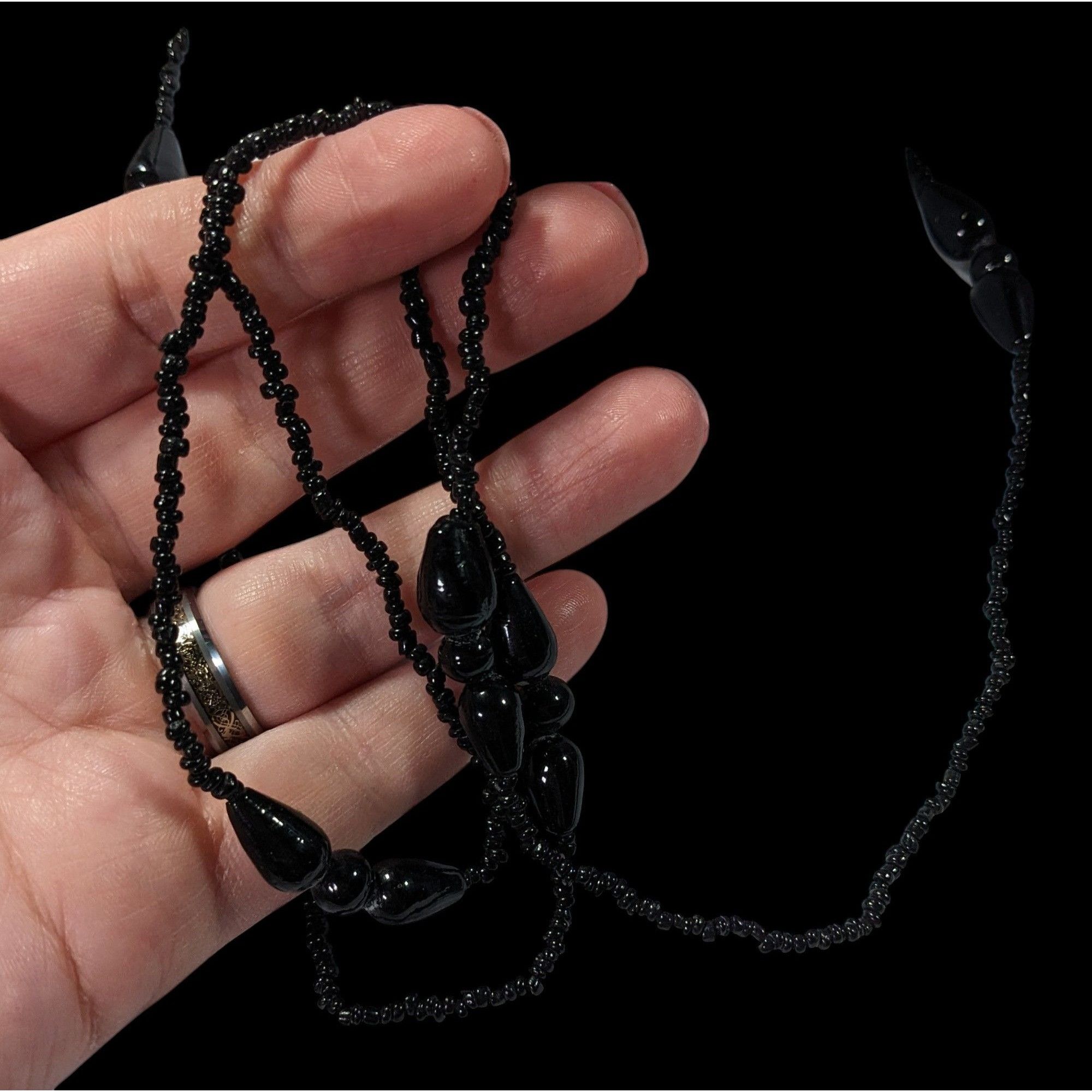Other Simple Elegant Black Glass Beaded Necklace Size ONE SIZE - 6 Thumbnail