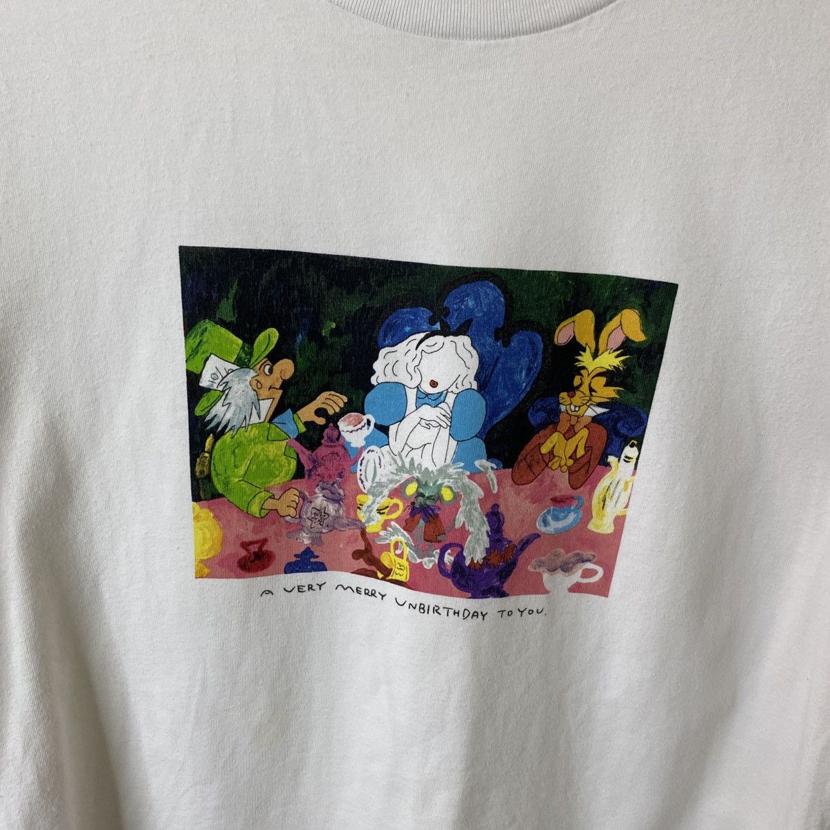 Disney Alice in Wonderland x Uniqlo UT Collaboration T Shirt Size US M / EU 48-50 / 2 - 2 Thumbnail