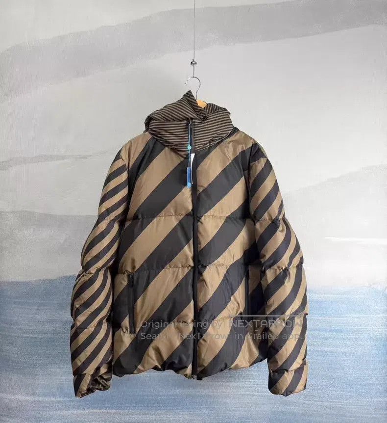 Fendi Fendi Brown All-over Printed Double-sided Hooded Down Jack Size US L / EU 52-54 / 3 - 4 Thumbnail
