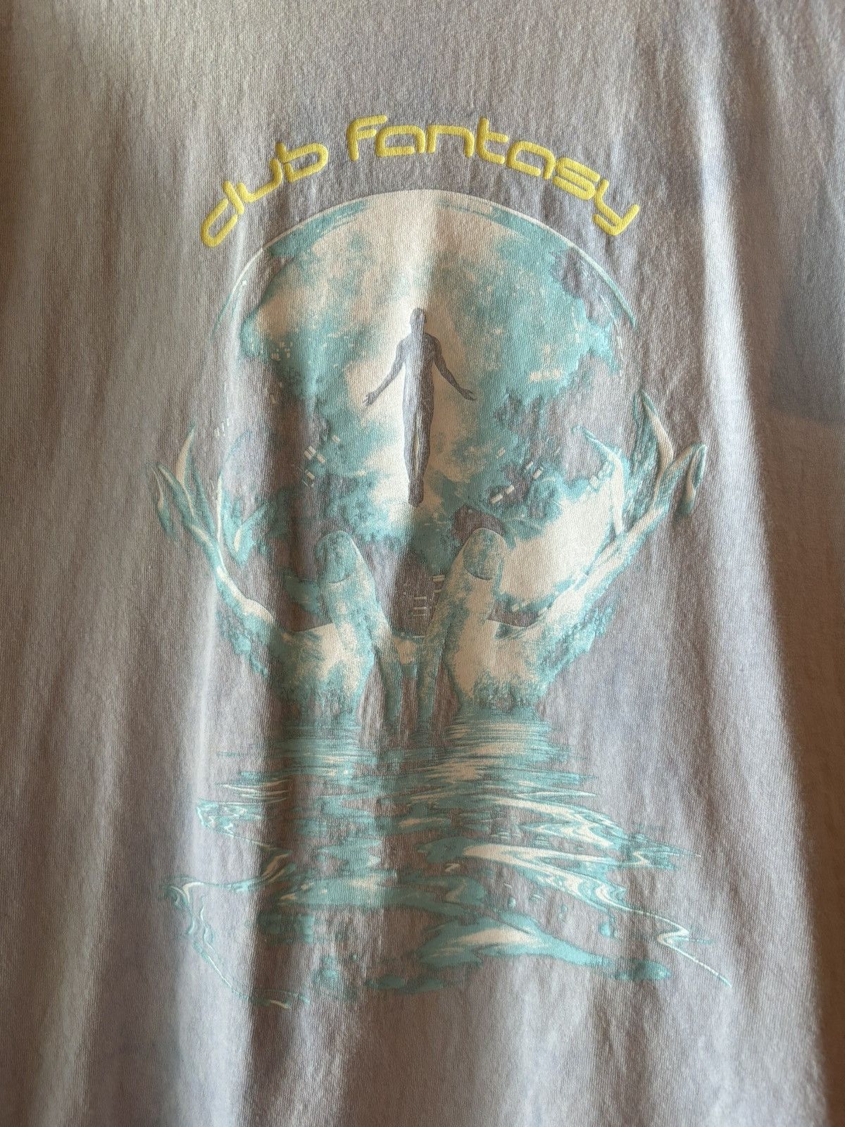 Vintage Club Fantasy T-shirt Size US M / EU 48-50 / 2 - 3 Thumbnail