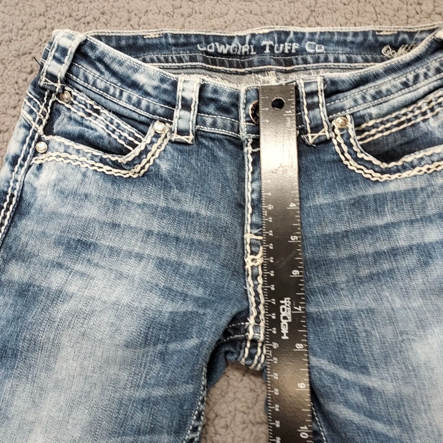 CO Cowgirl Tuff CO Capris Womens Size 26 Distressed Embroidered Low Rise Denim Size ONE SIZE - 6 Thumbnail