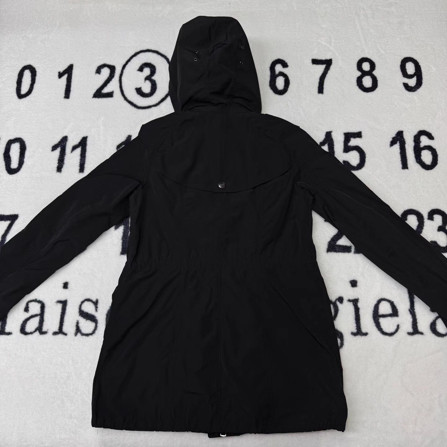 Burberry Burberry Black Multi-Pocket Waist-Tied Trench Coat Q10 Size US L / EU 52-54 / 3 - 3 Thumbnail