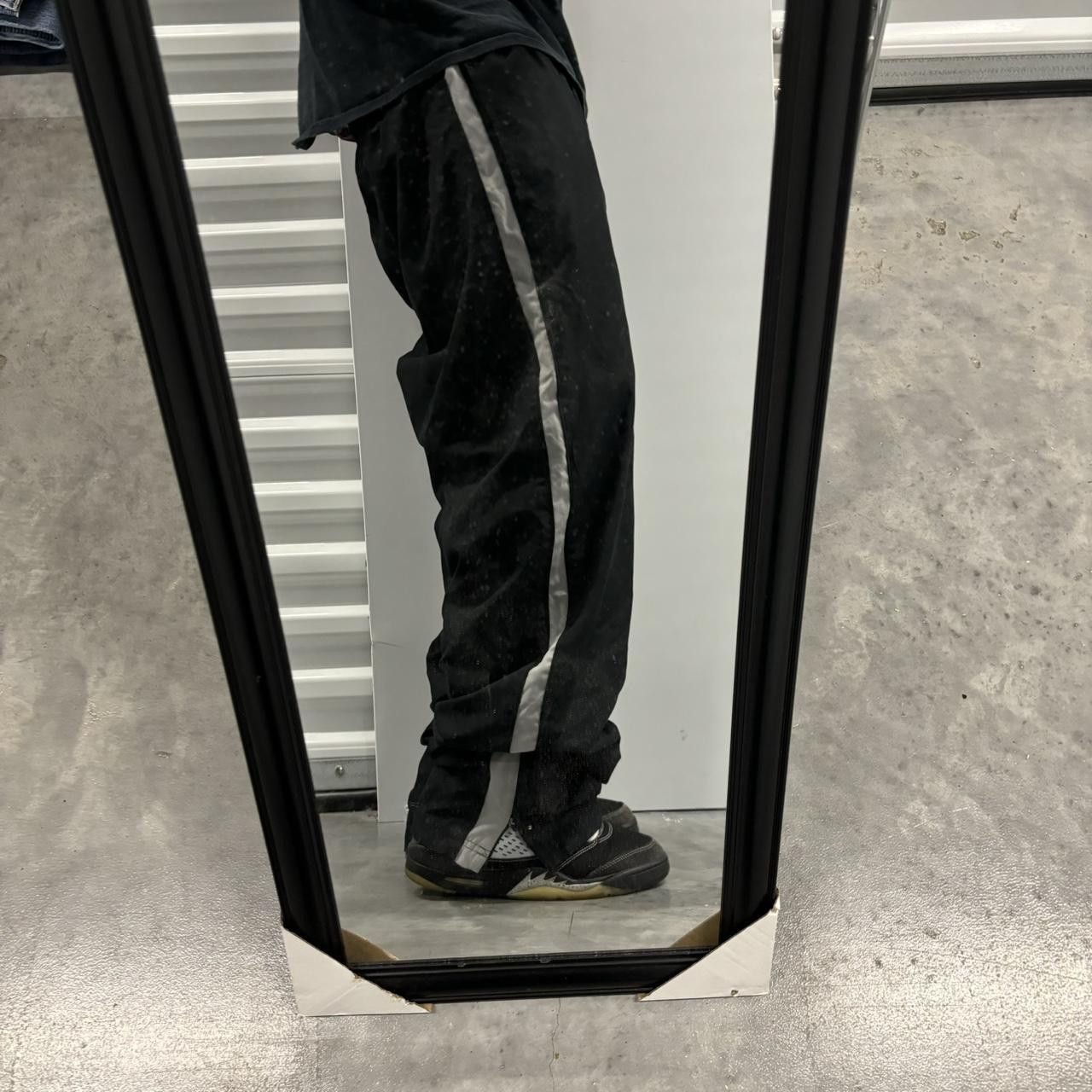 Japanese Brand × Vintage Crazy Vintage Y2K/2000s Baggy Black Grey Striped Skater Drill Essential Track Pants! Size US 32 / EU 48 - 1 Thumbnail