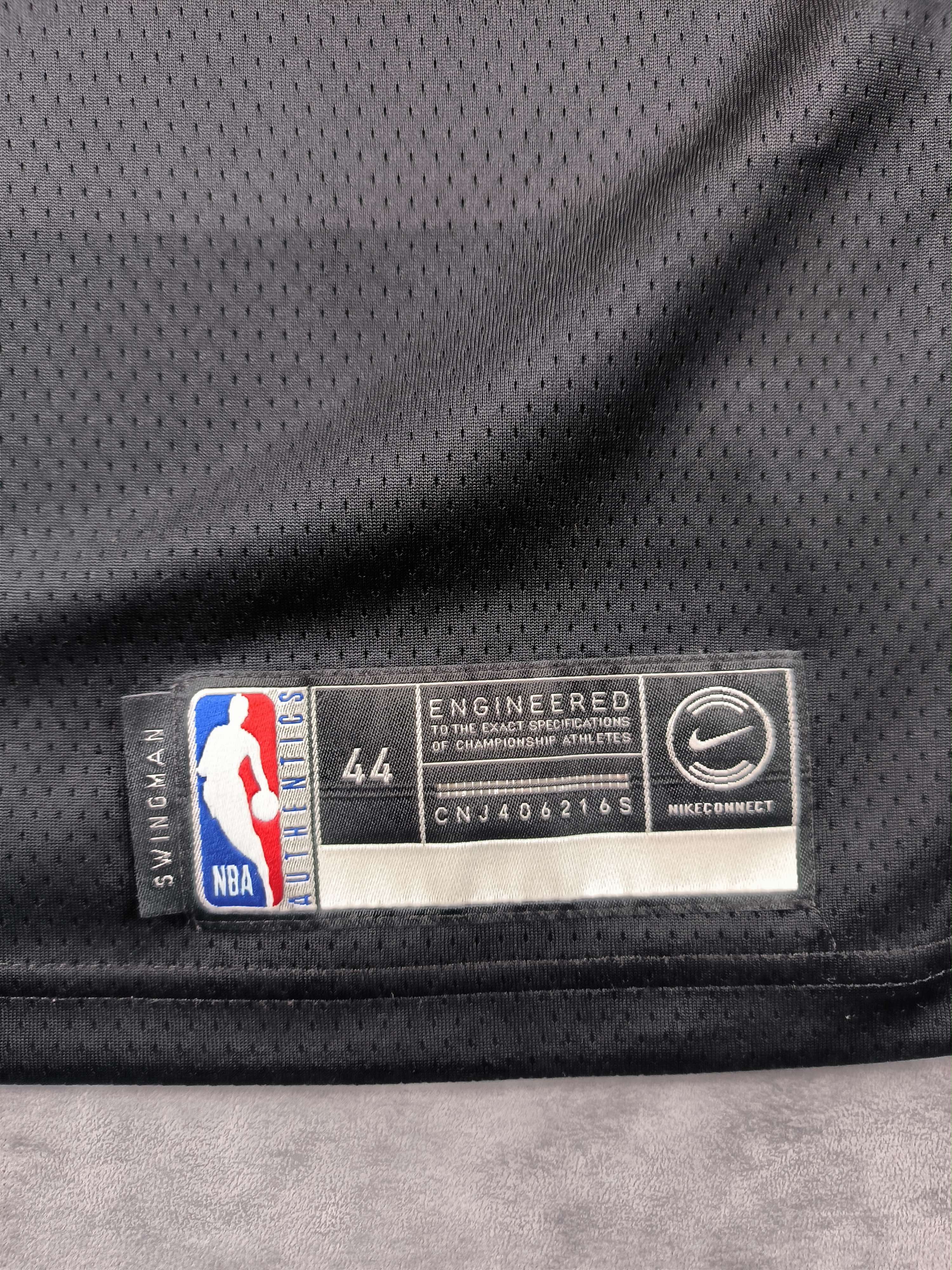 Nike Miami Heat Jimmy Butler Nike NBA jersey size 44 Size US M / EU 48-50 / 2 - 3 Thumbnail